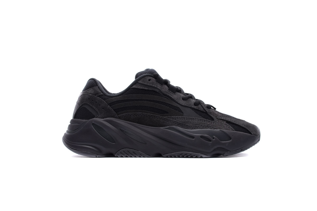 Yeezy Boost 700 V2 Vanta FU6684