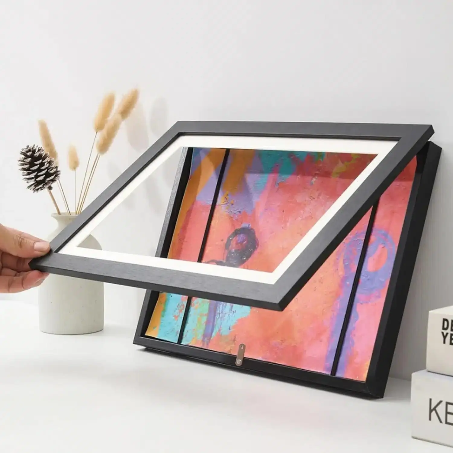 Frame for children's drawings | Display and store 150 drawings