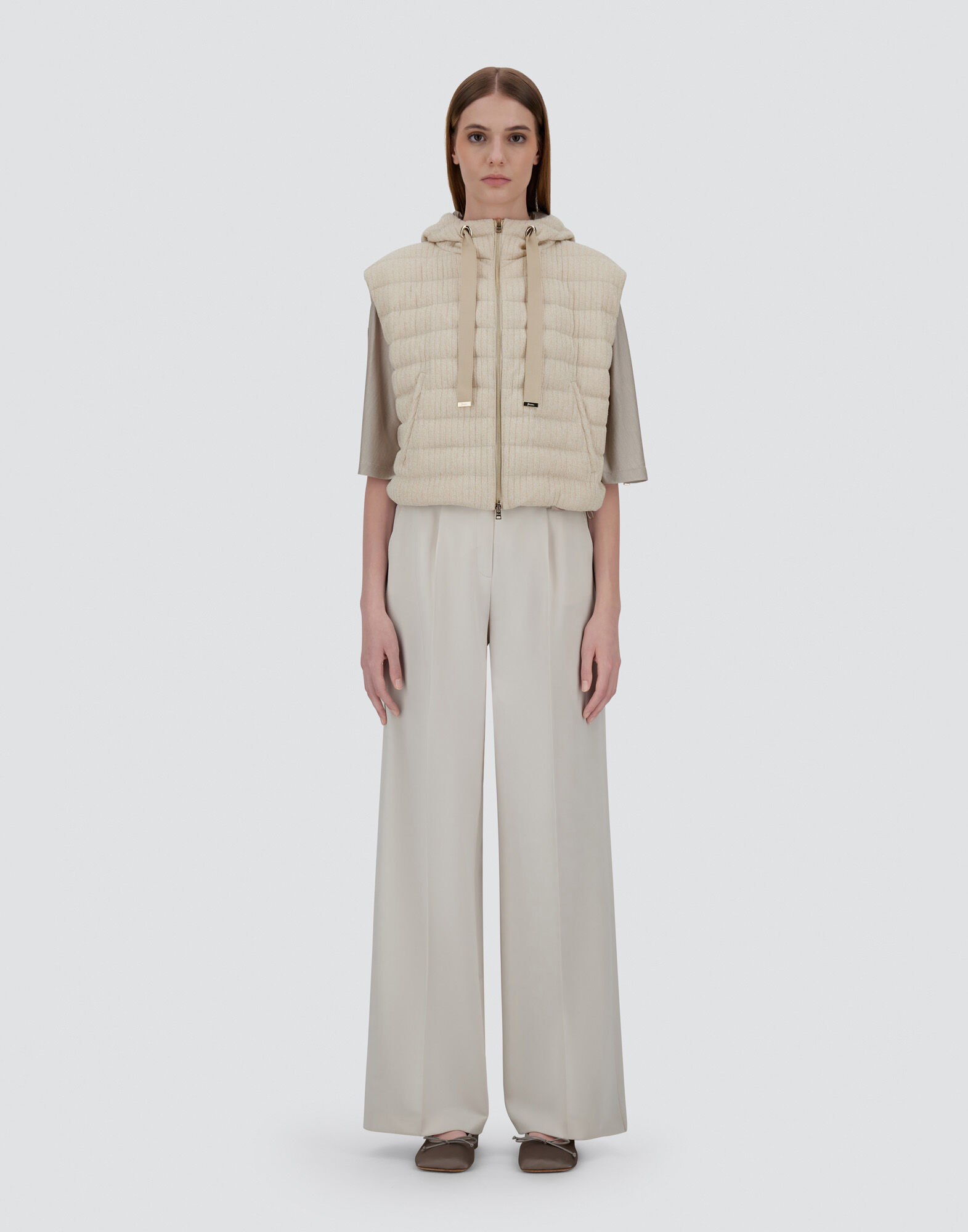 VEST IN SHINY RIBBED KNIT