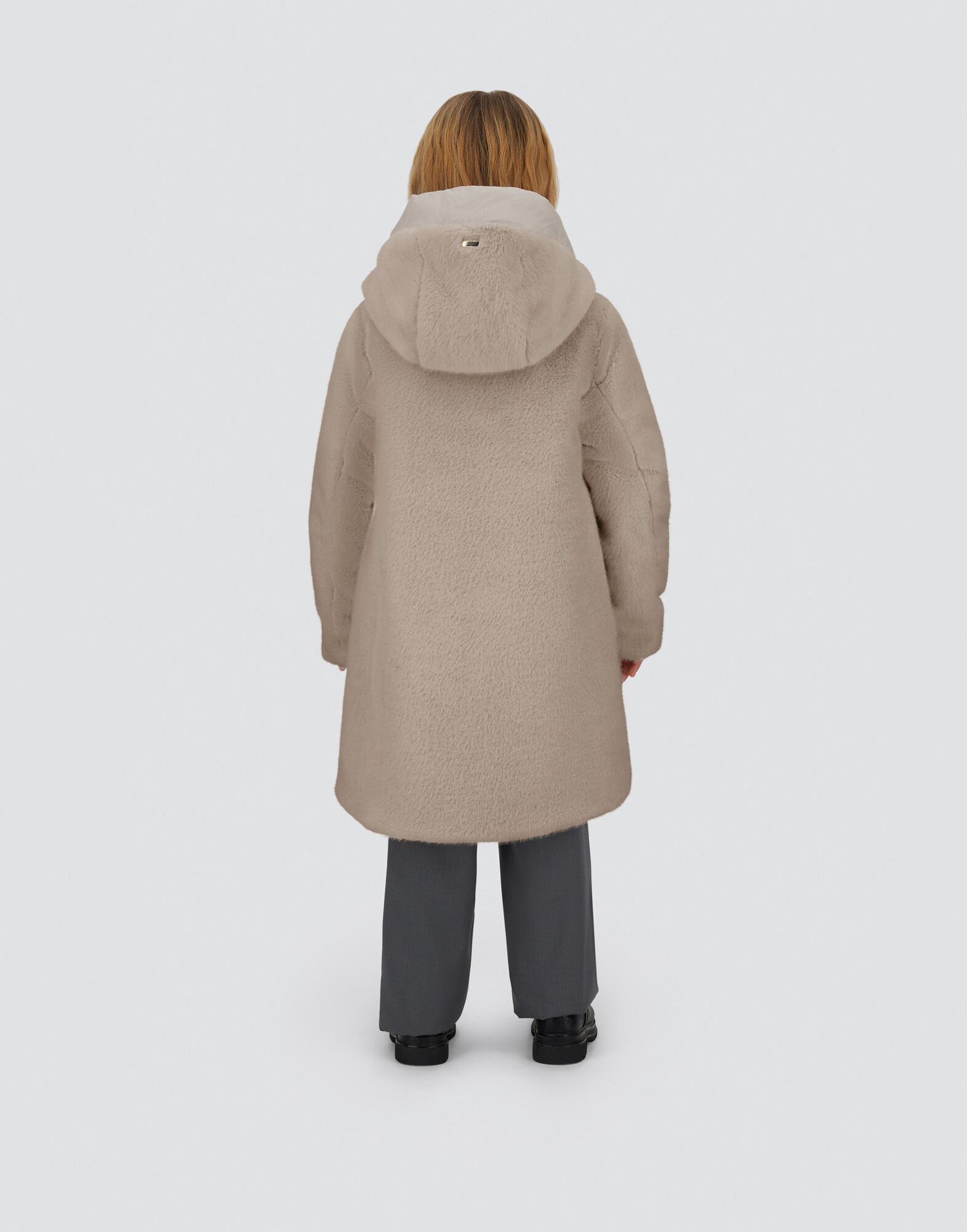 COAT IN LADY ALTERNATIVE FUR AND ECOAGE