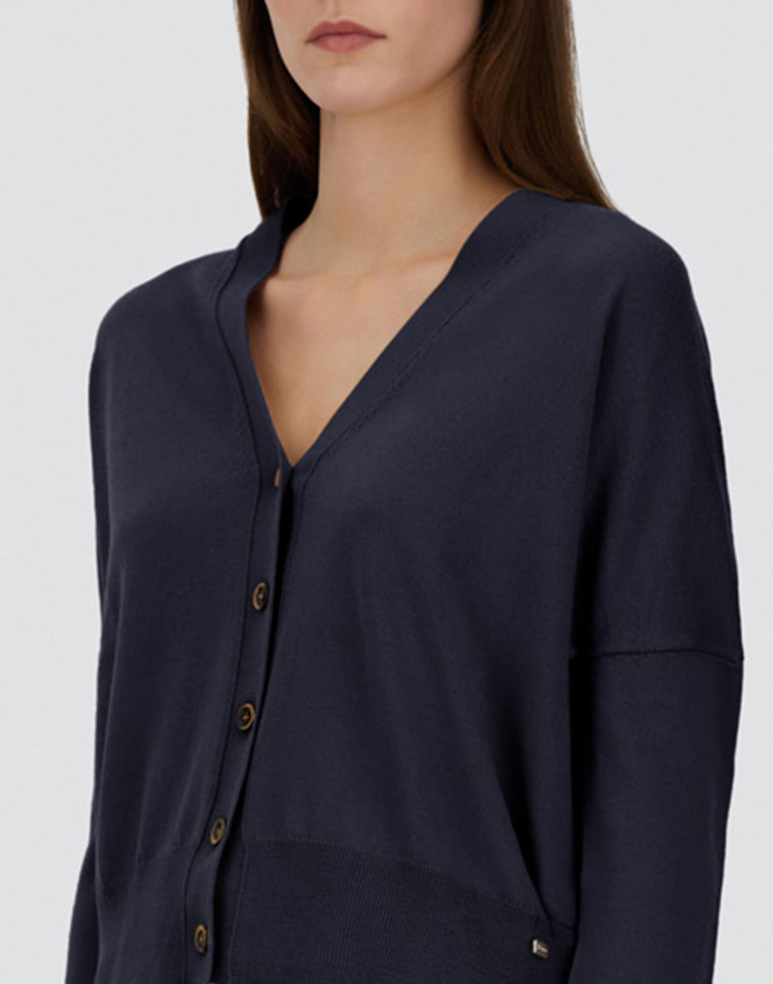 CARDIGAN IN BASIC MERINO WOOL