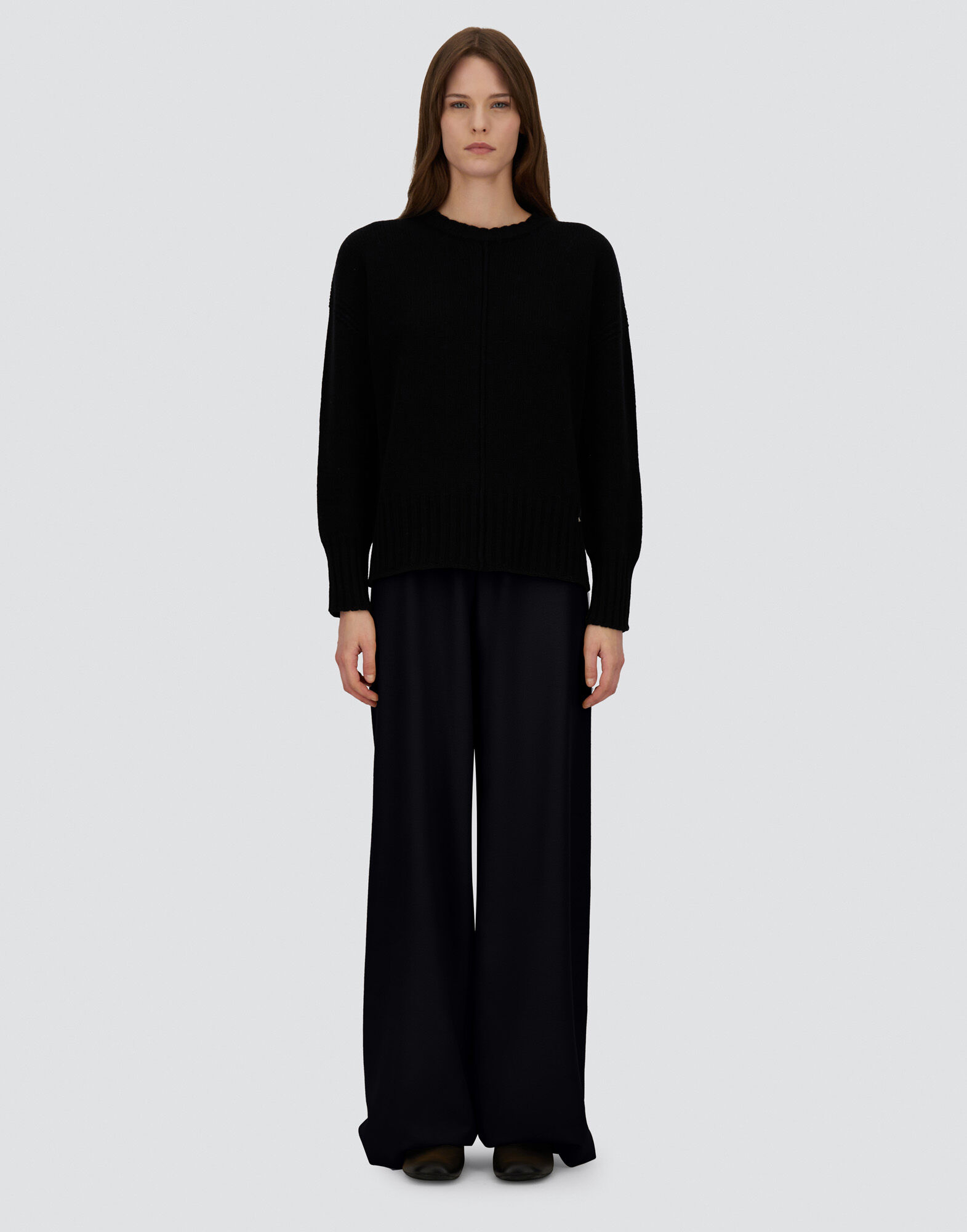 TROUSERS IN 100% WOOL FLANNEL
