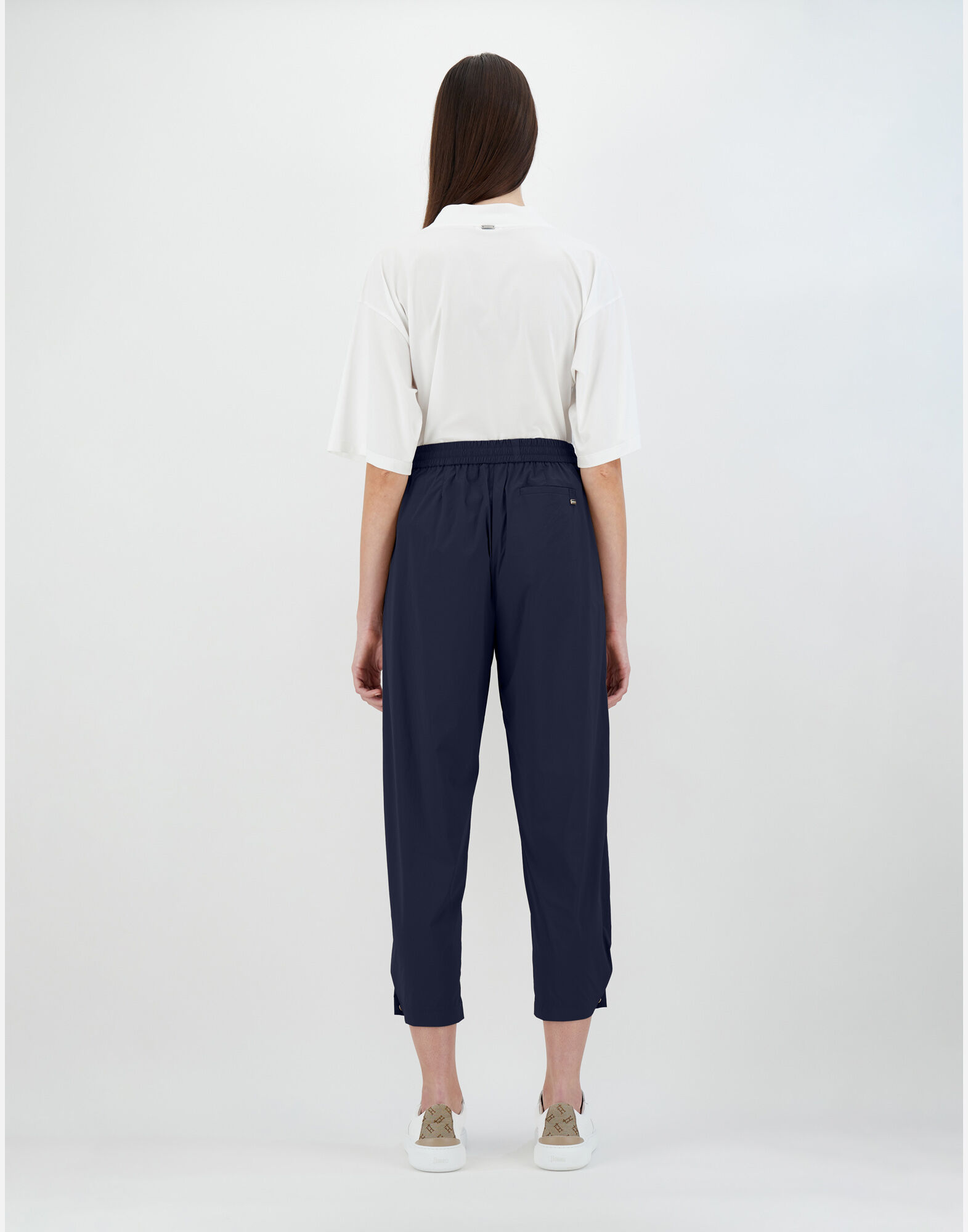 TROUSERS IN LIGHT NYLON STRETCH