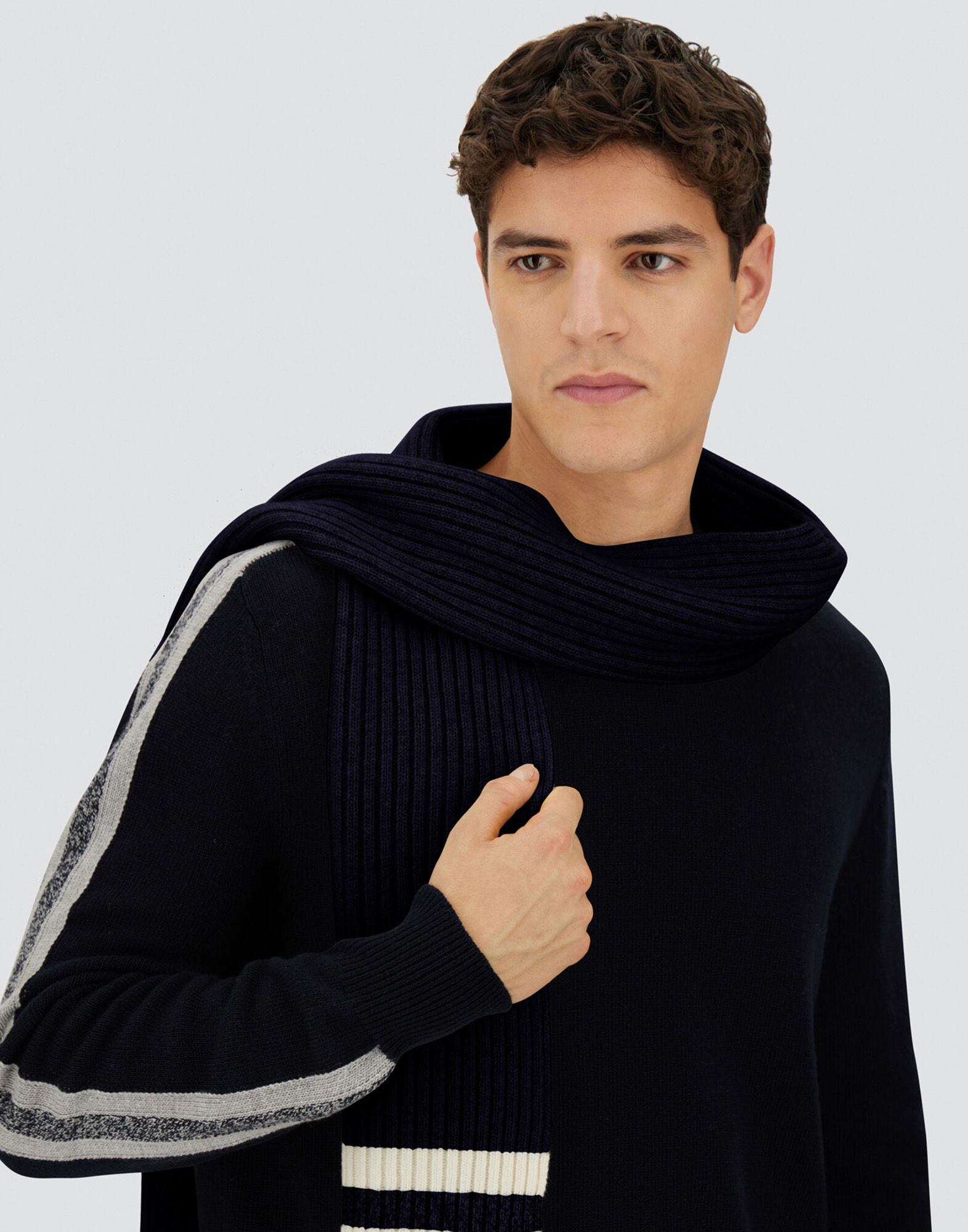 RESORT SCARF IN DOUBLE RIB WOOL