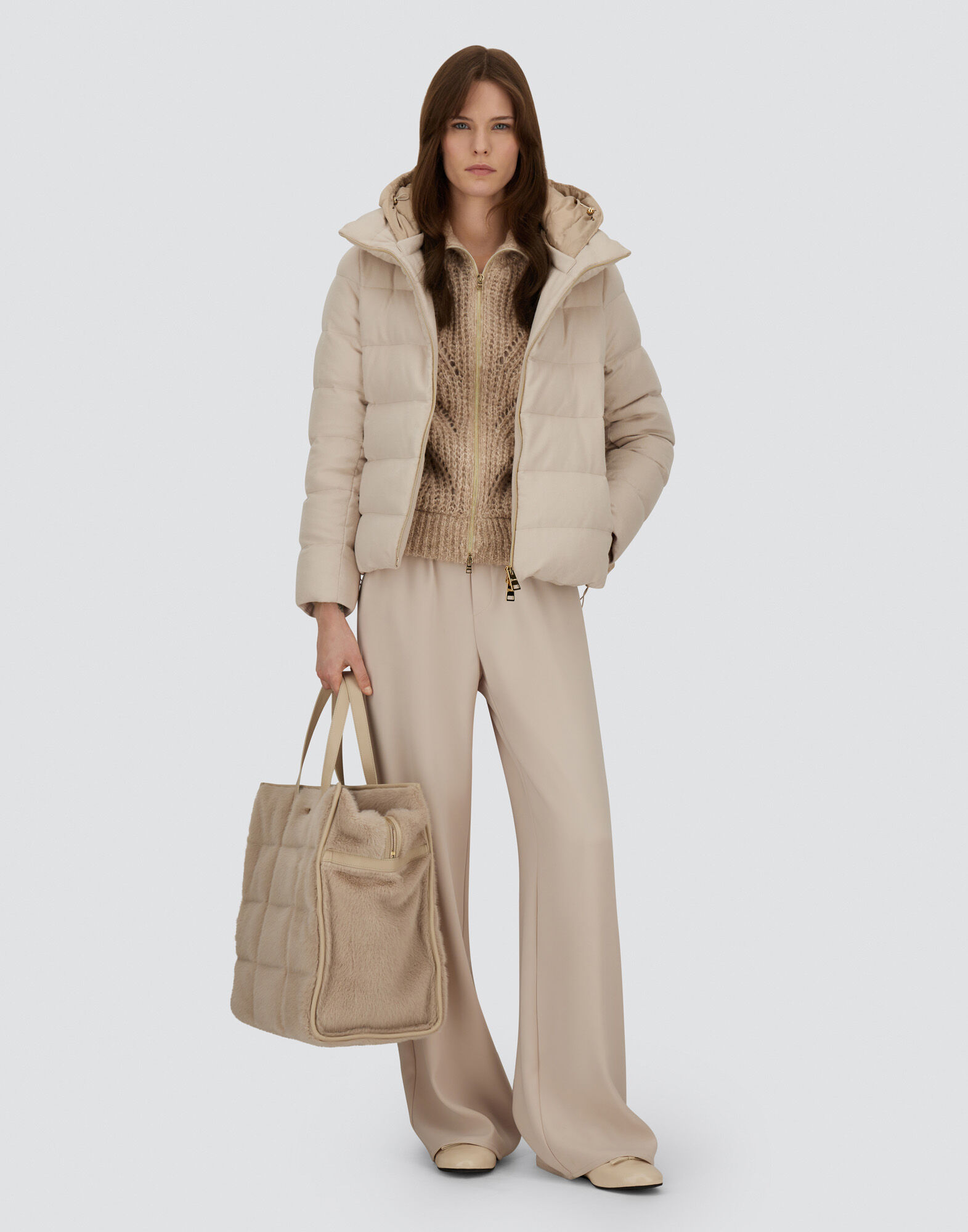 CAPE IN CASHMERE, SILK AND SATIN