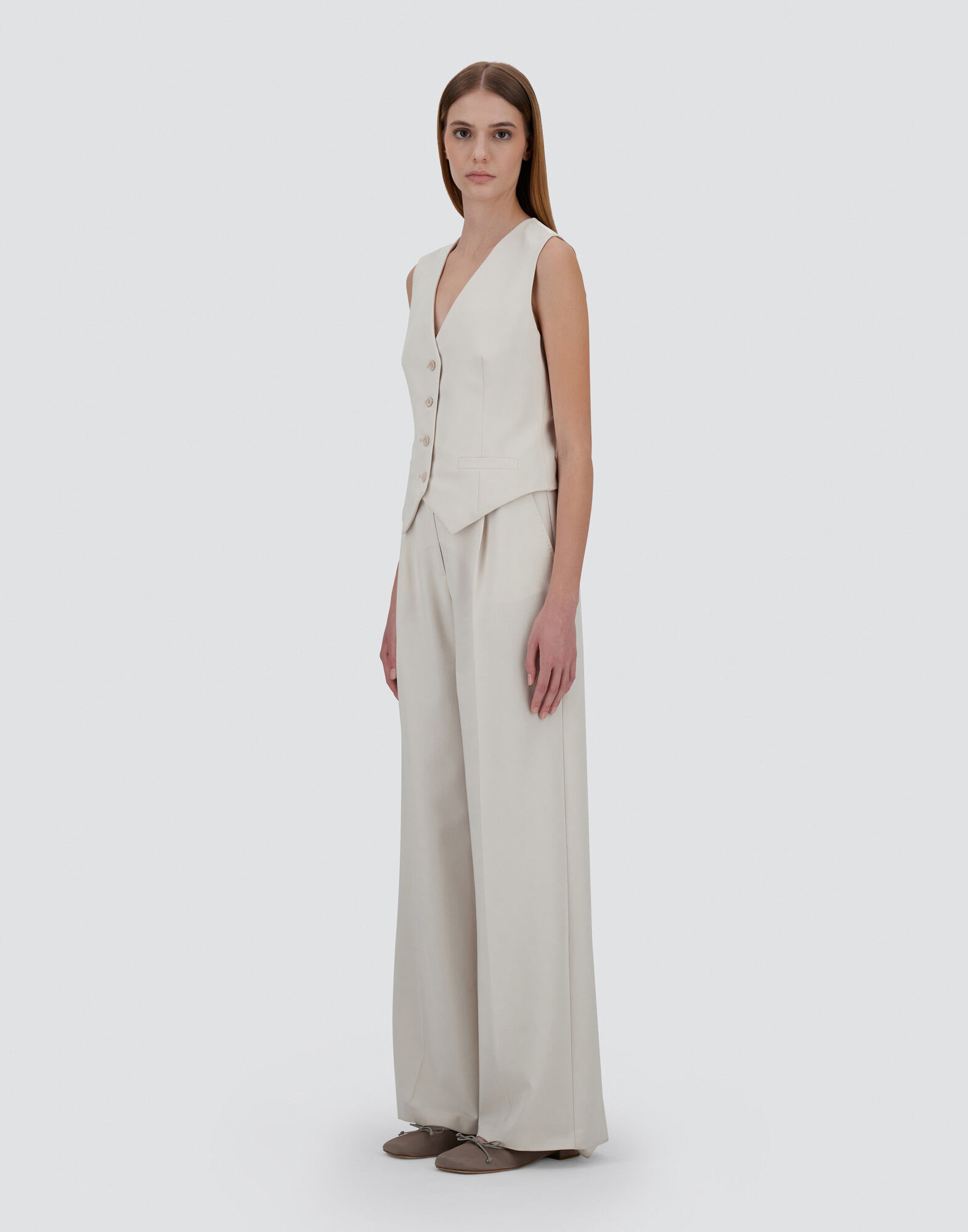 FLAWLESS WOVEN VEST