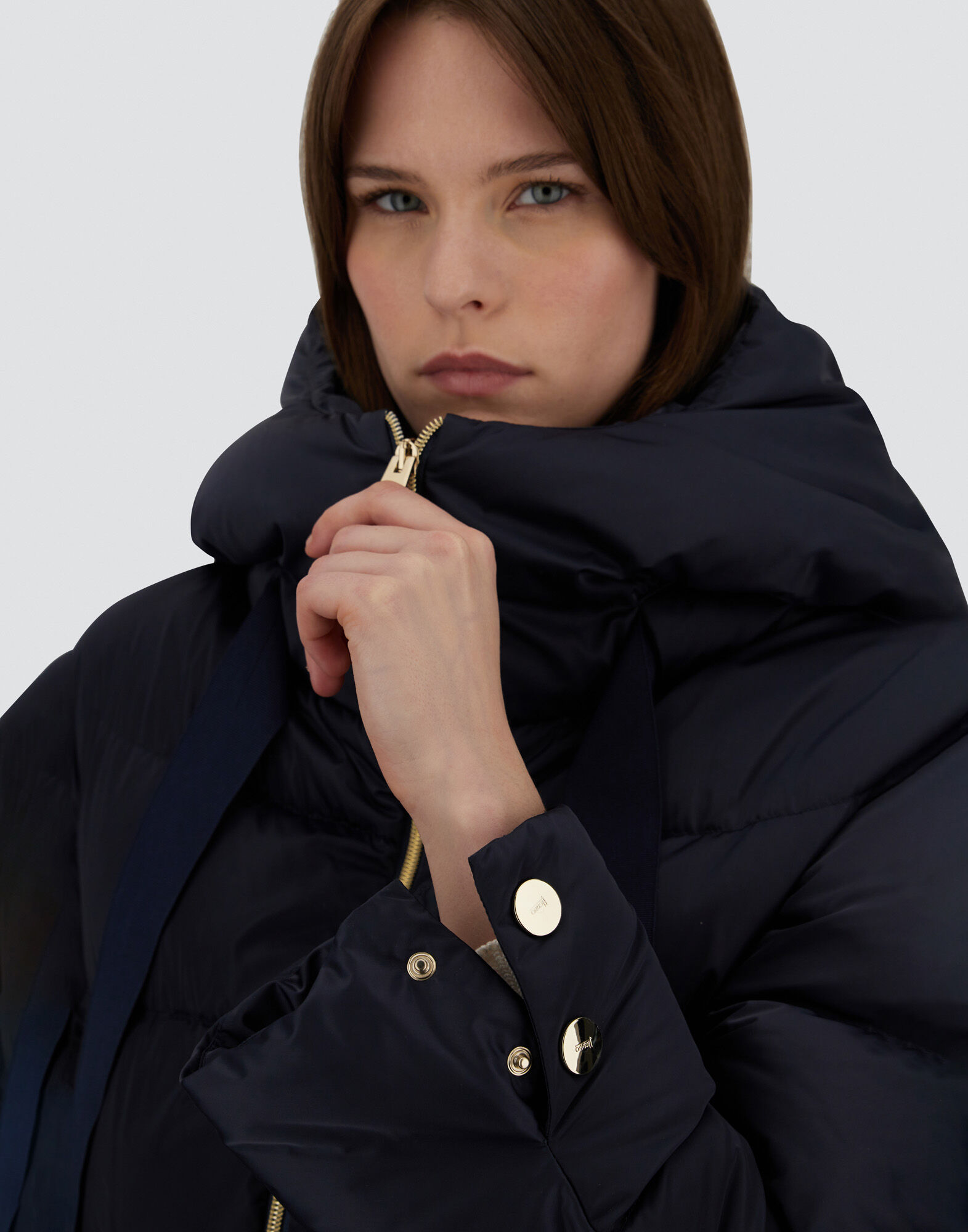 A-SHAPE JACKET IN SATIN