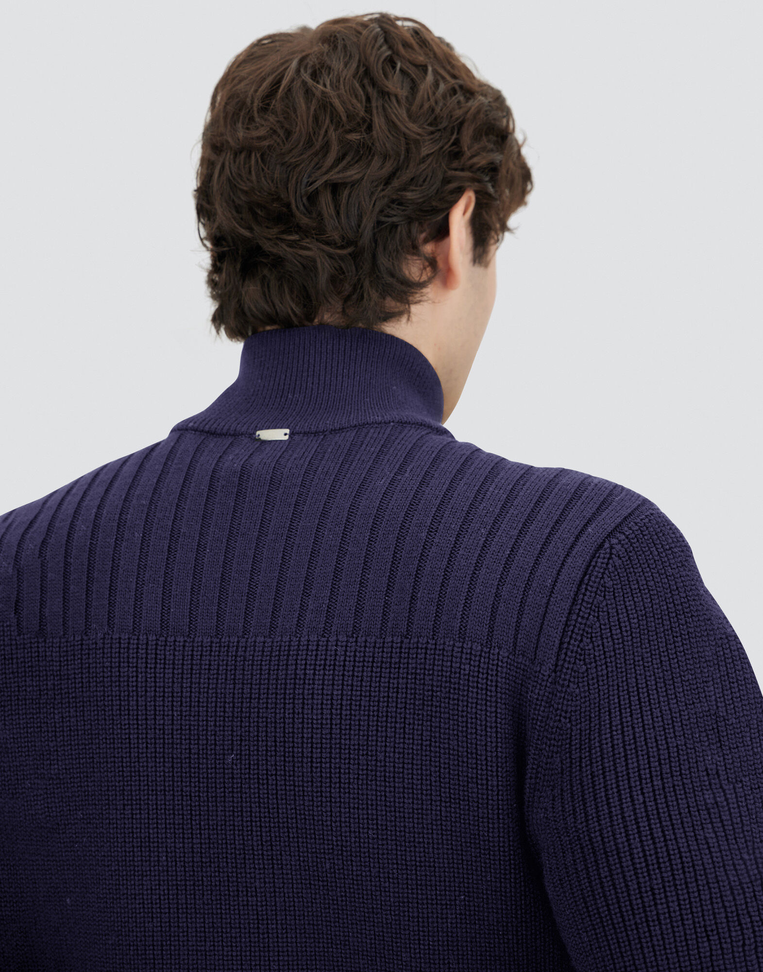 CARDIGAN IN COB STITCH WOOL AND FINGAL