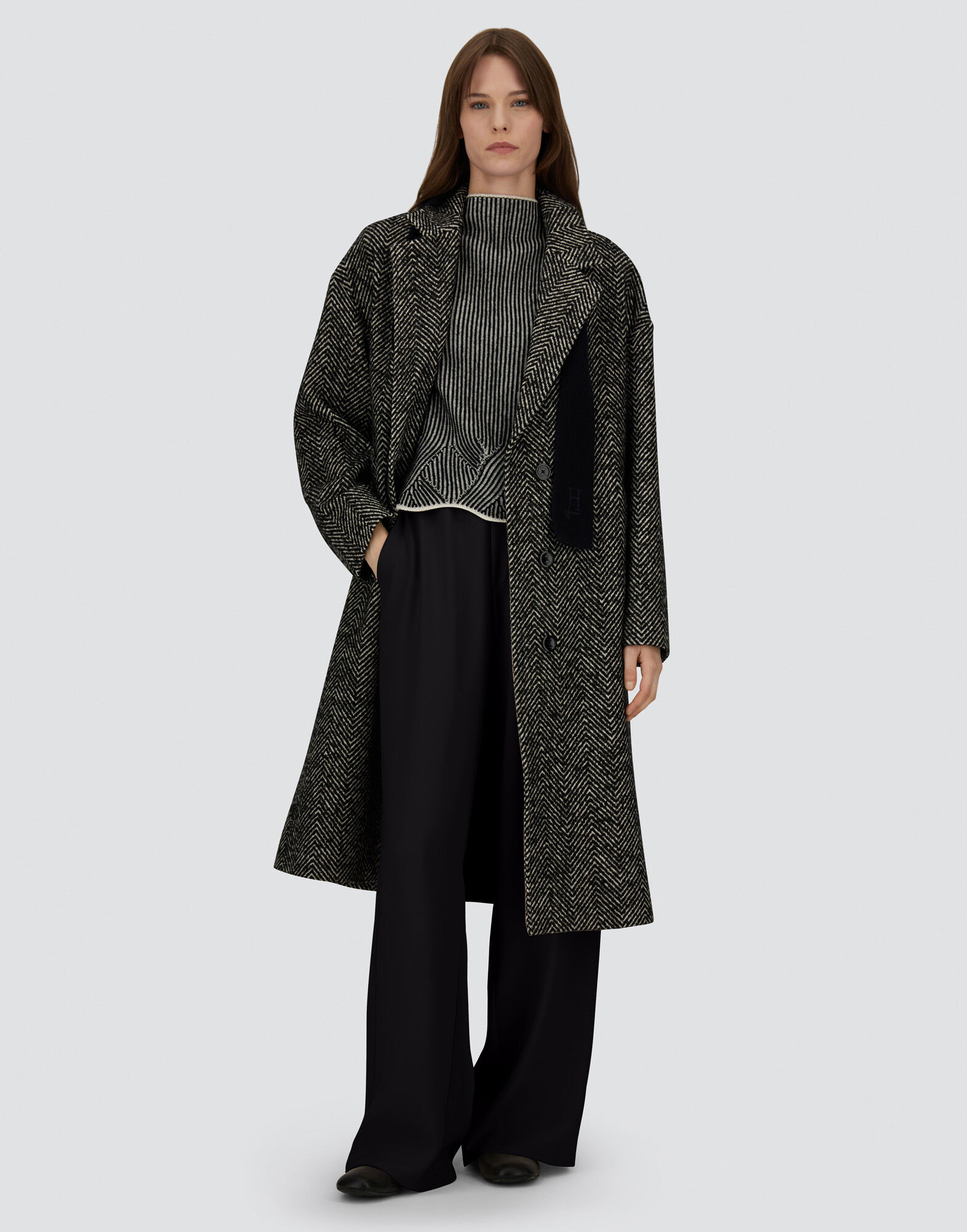 COAT IN HERRINGBONE R-WOOL