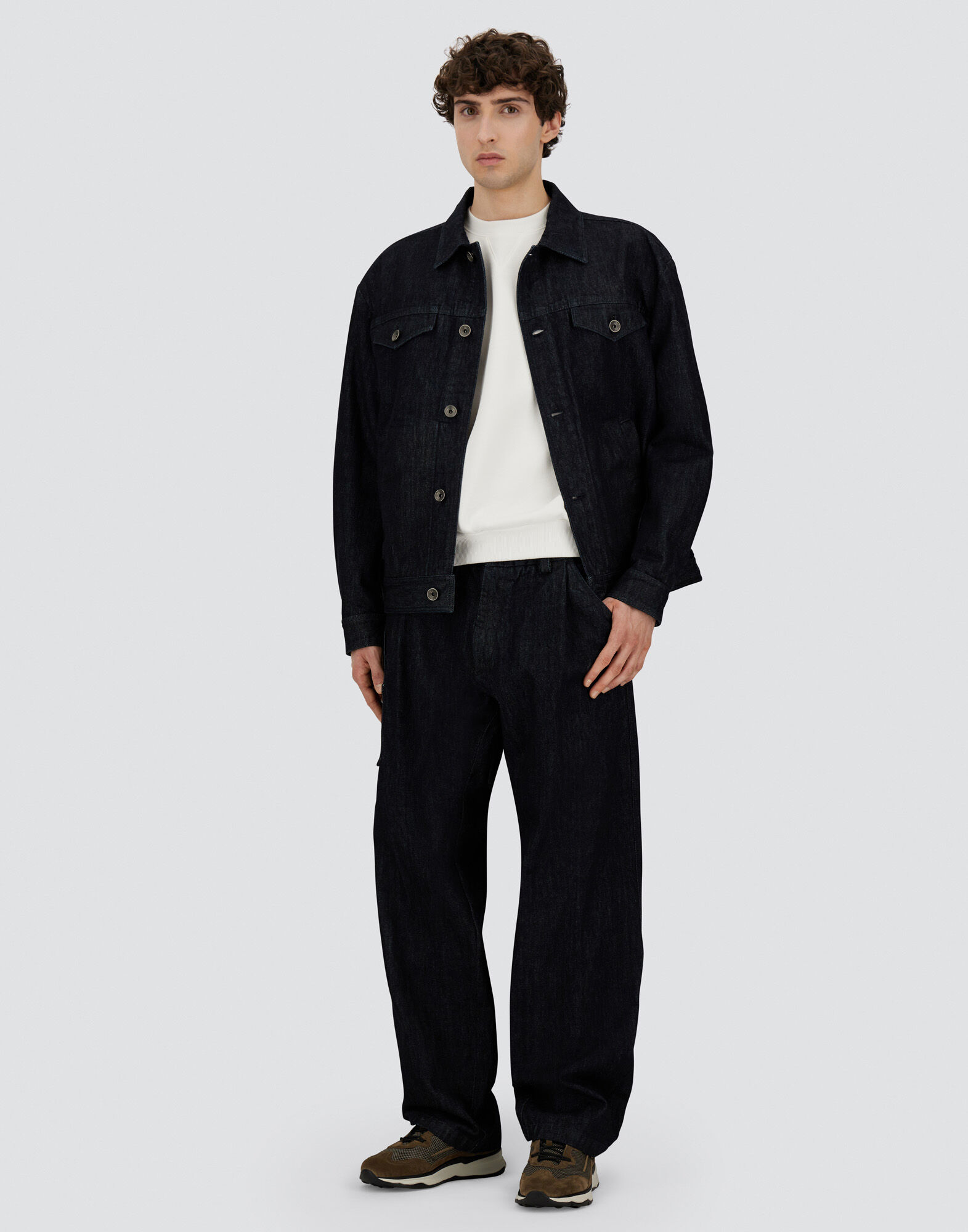 DENIM JEANS
