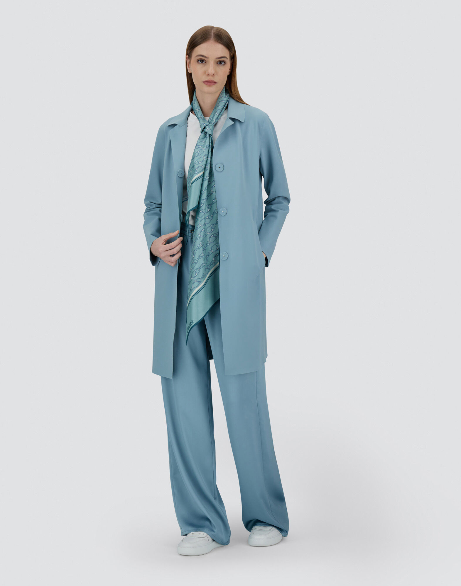 COAT IN FIRST-ACT PEF