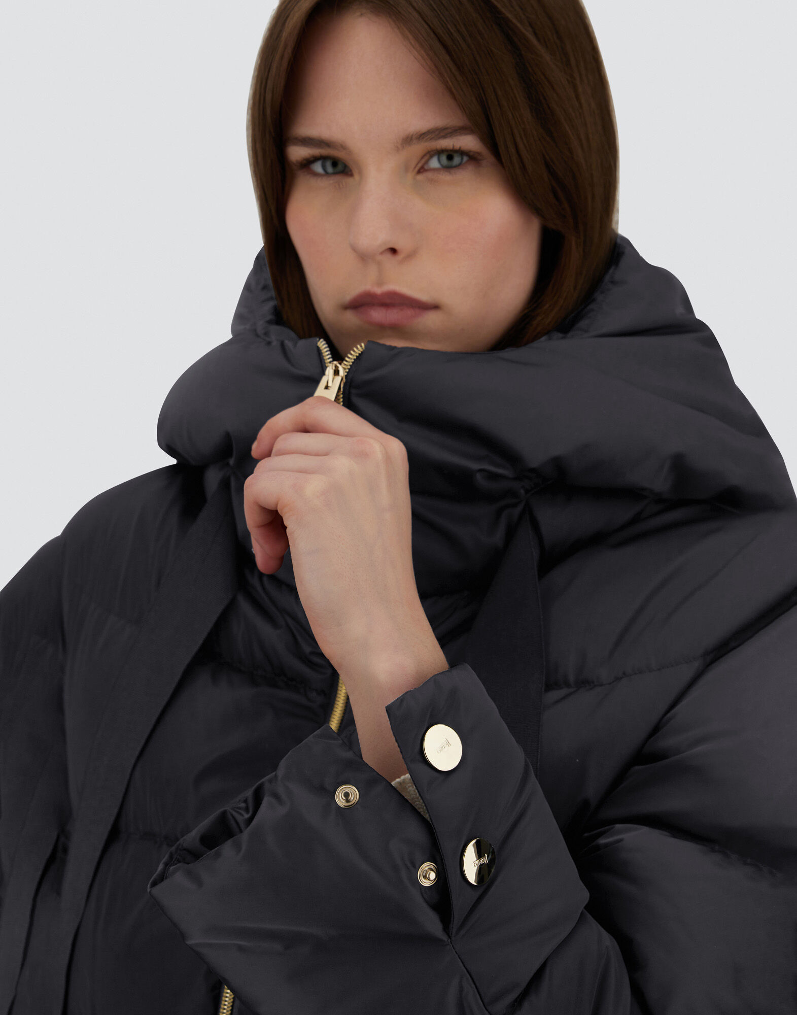 A-SHAPE JACKET IN SATIN