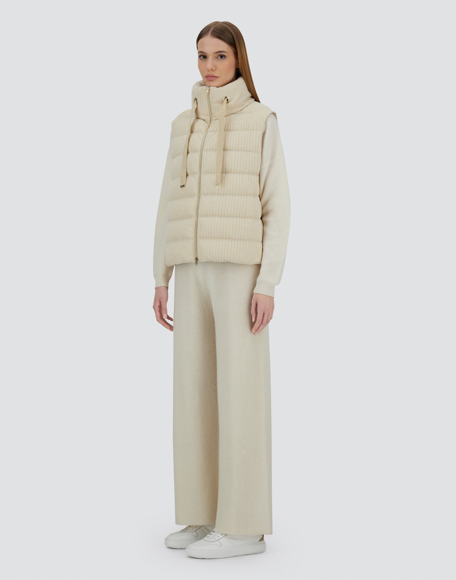 VEST IN SHINY RIBBED KNIT
