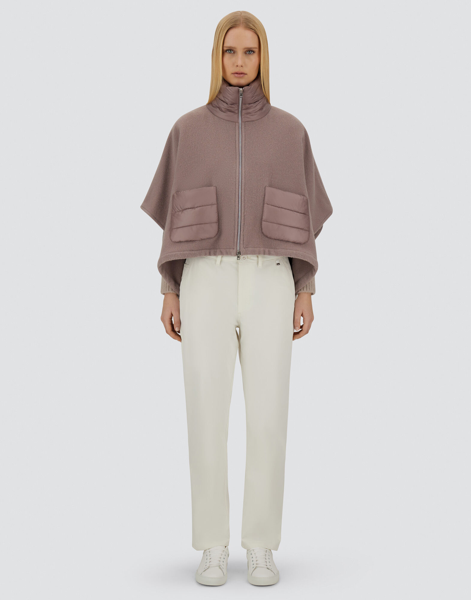 RESORT SHORT PONCHO IN WARMY CASHMERE WOOL & NYLON ULTRALIGHT