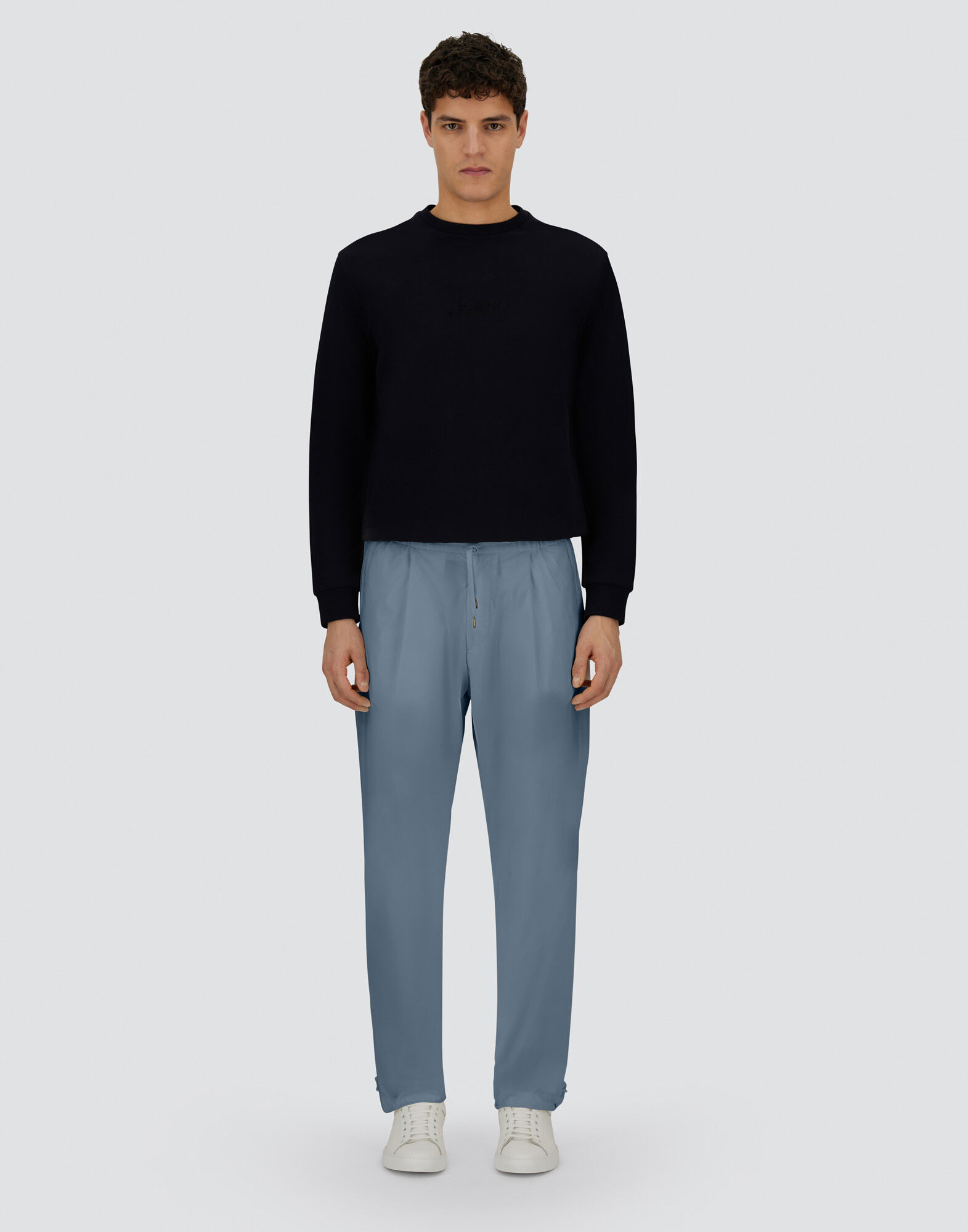 RESORT TROUSERS IN LIGHT NYLON STRETCH