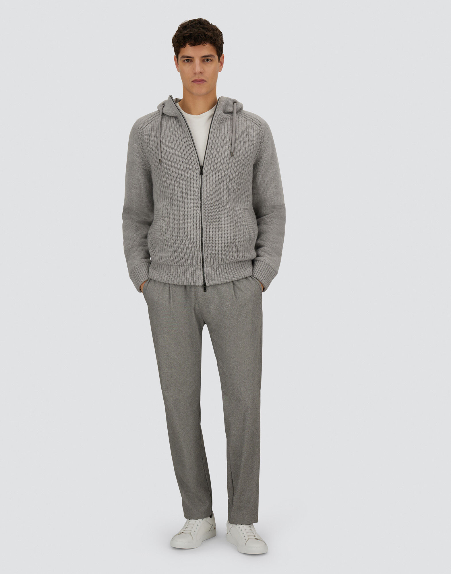 RESORT CARDIGAN IN STOCKING-STITCHED CARDED WOOL