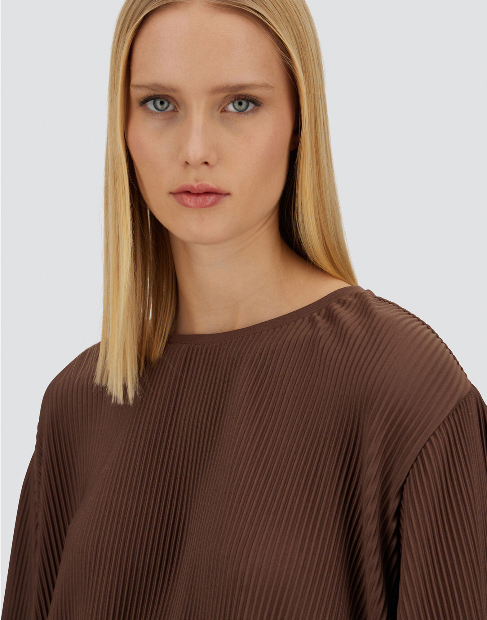 RESORT T-SHIRT IN PLEATED JERSEY