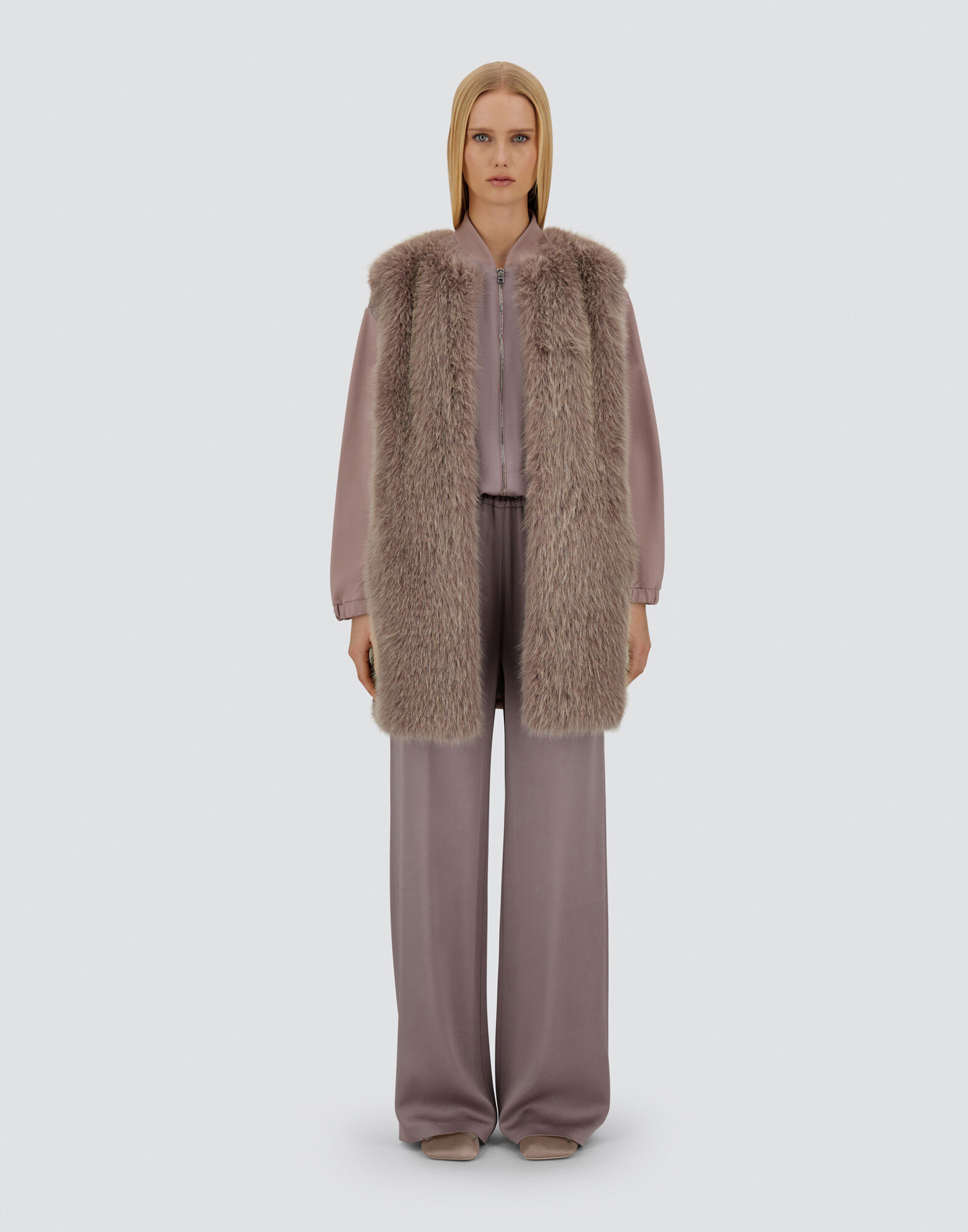 RESORT VEST IN FULLNESS FAUX FUR