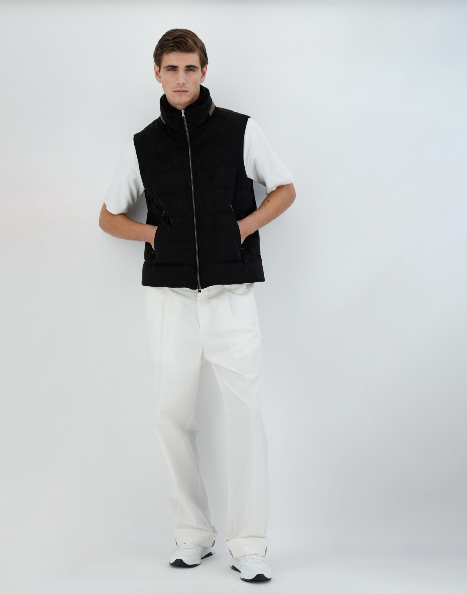SUEDE-LOOK SLEEVELESS JACKET