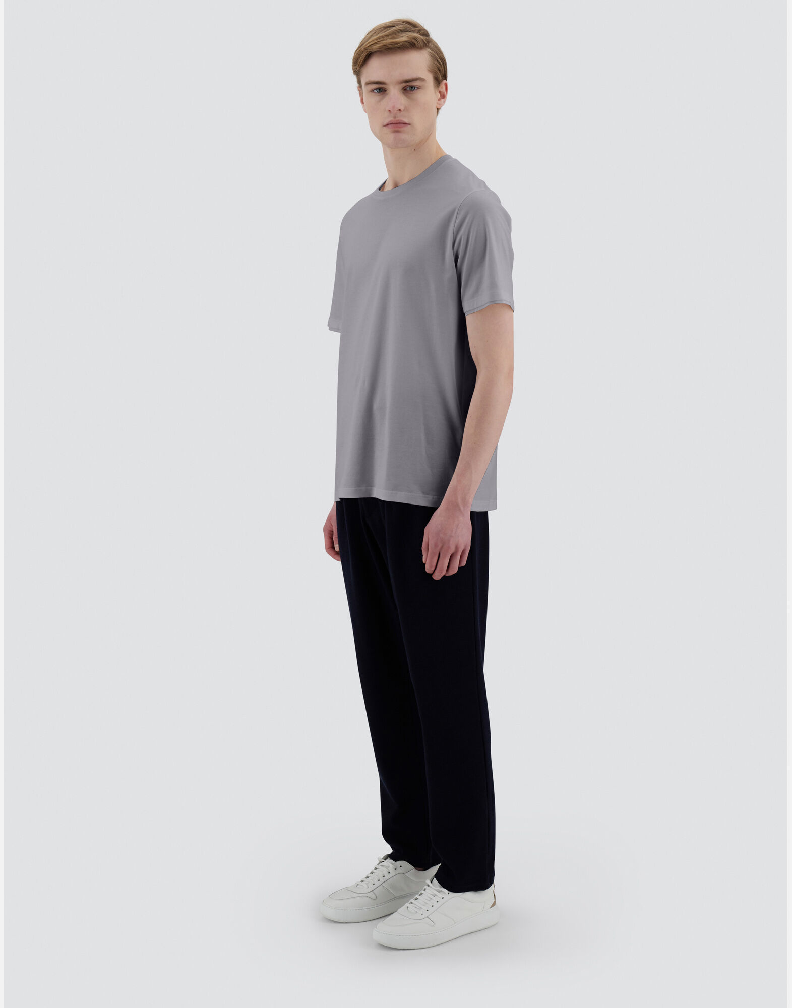 RESORT T-SHIRT IN BASIC COTTON & LIGHT STRETCH NYLON
