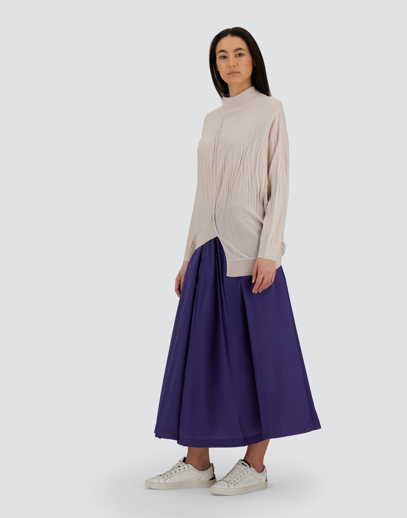 PURE WOOL GLOBE SWEATER