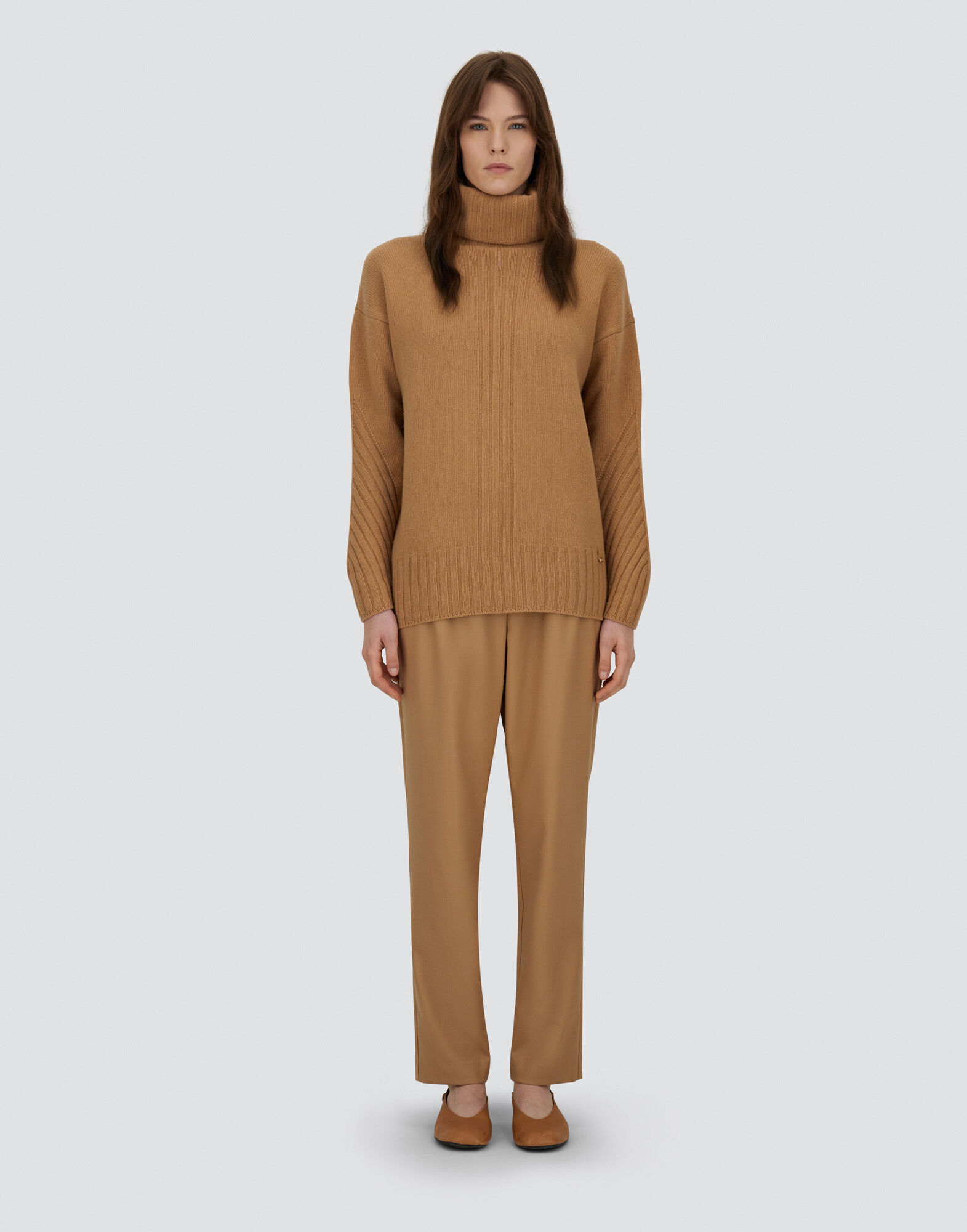 TURTLENECK SWEATER IN 100% WOOL