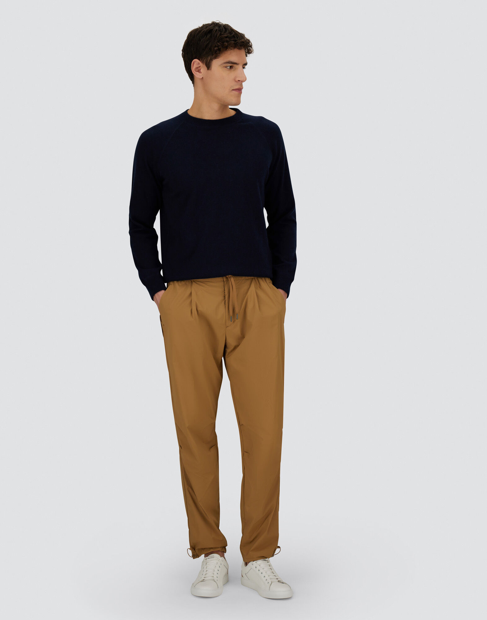 LIGHT NYLON STRETCH TROUSERS