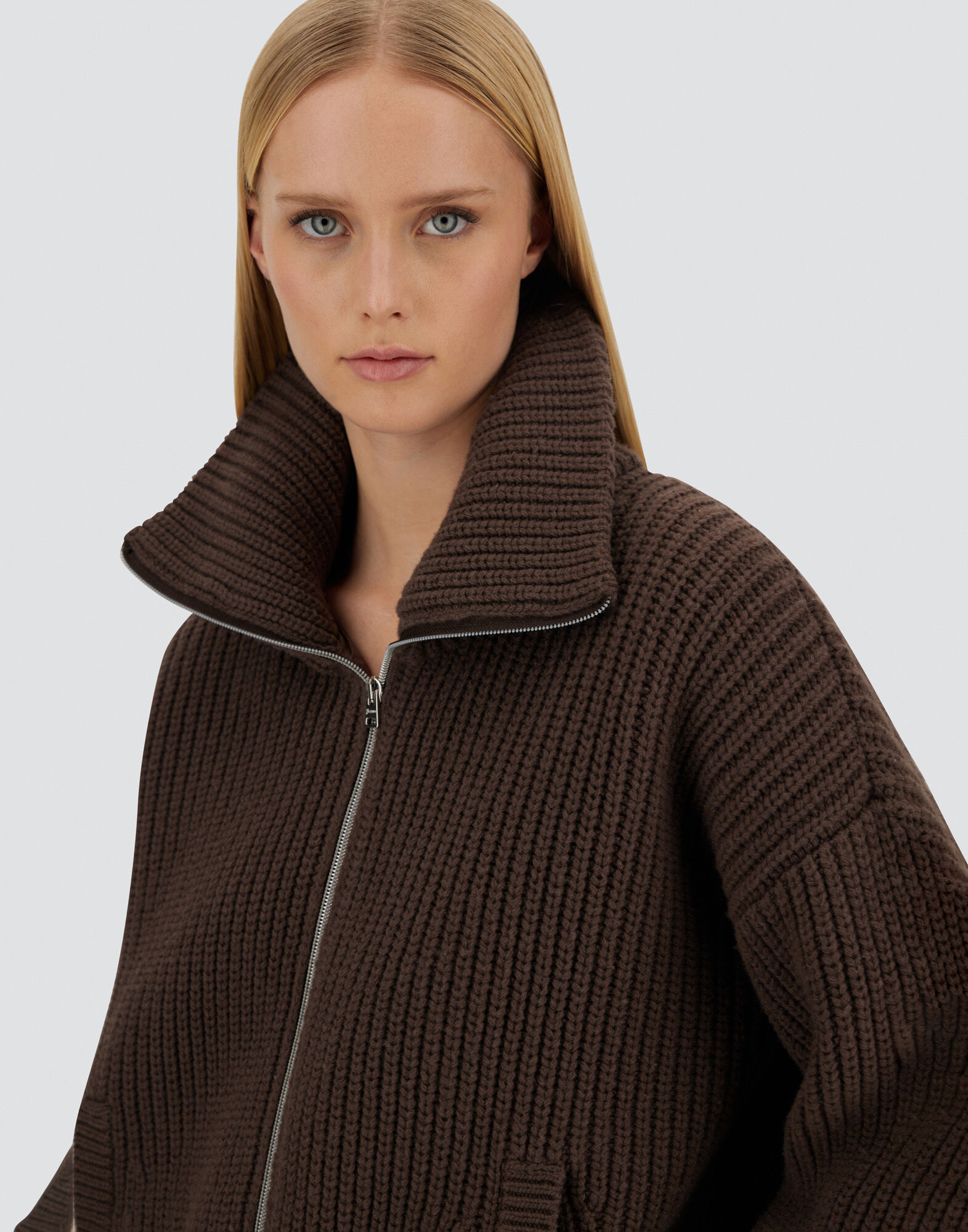 RESORT CARDIGAN IN INFINITY