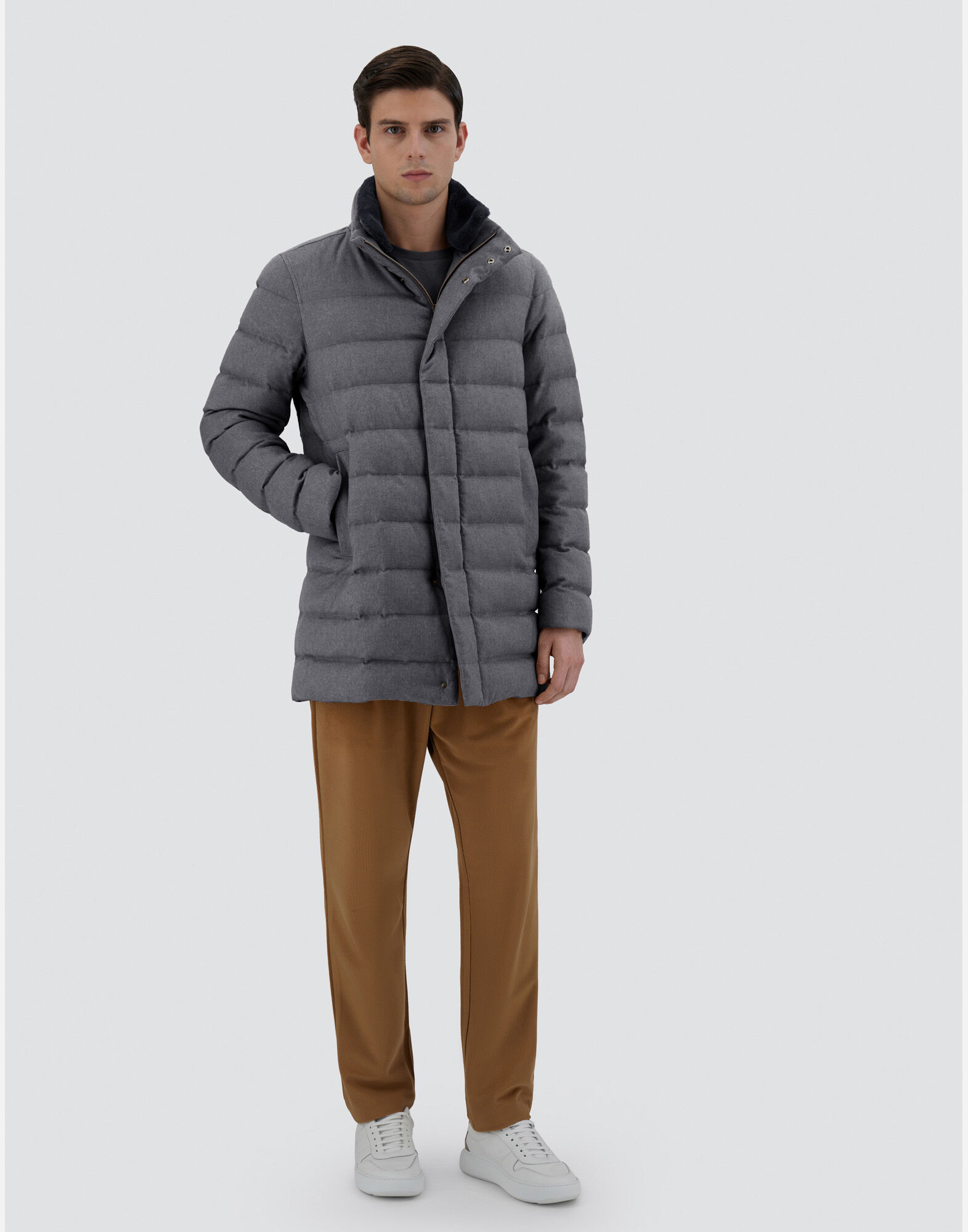 COAT IN CASHMERE, SILK AND LIGHT FAUX FUR