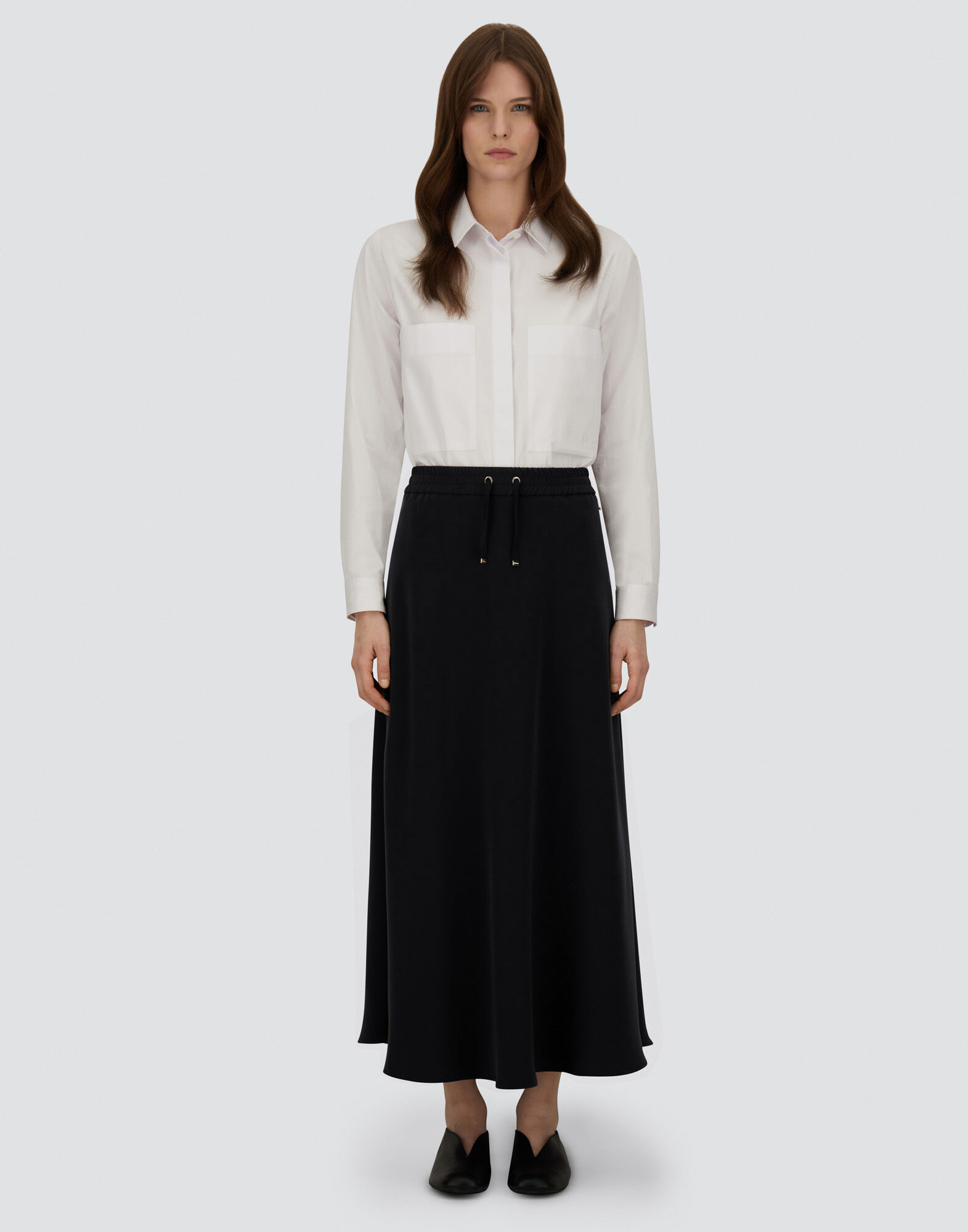 SKIRT IN MATT CREPE SATIN