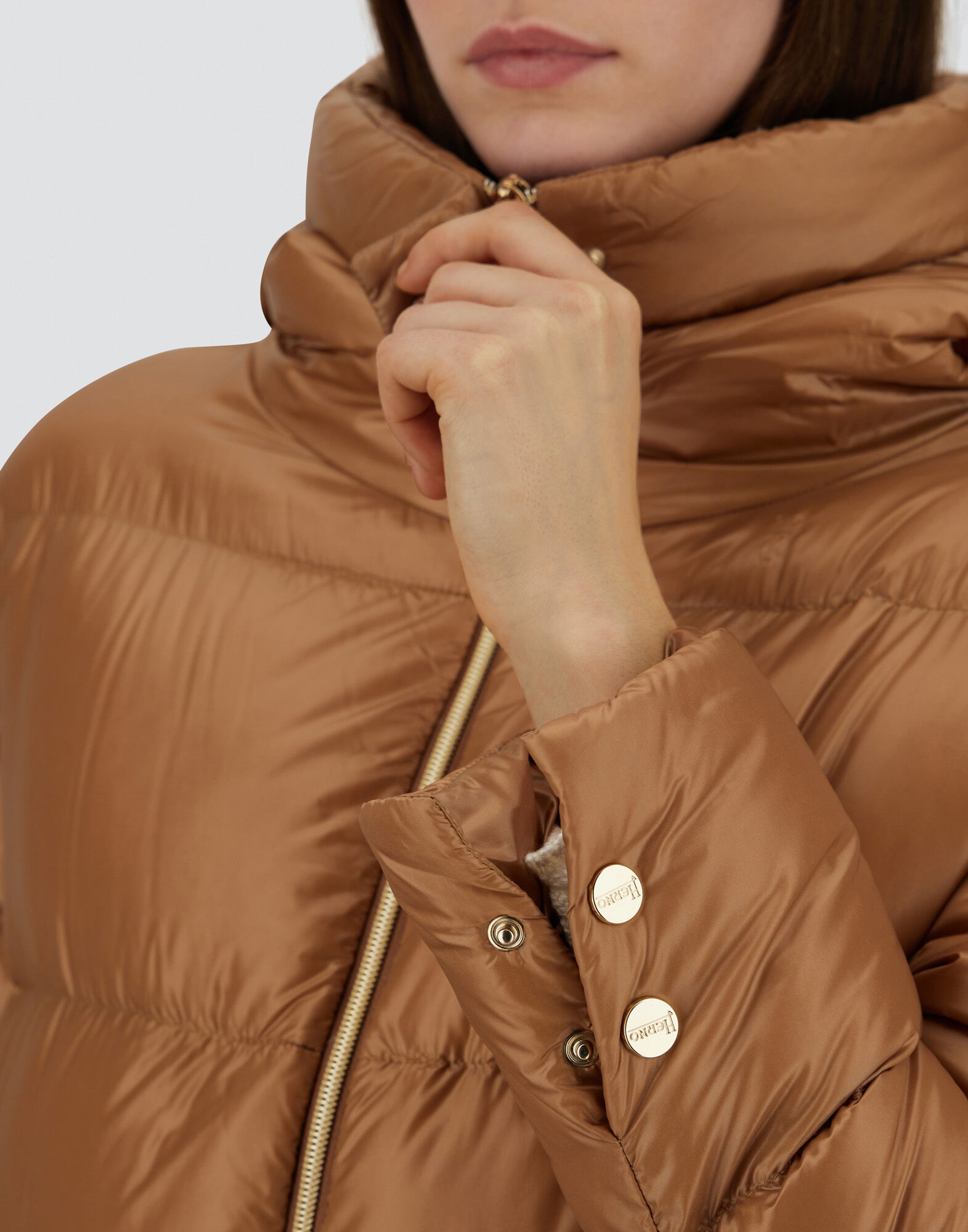 PARKA IN NYLON ULTRALIGHT