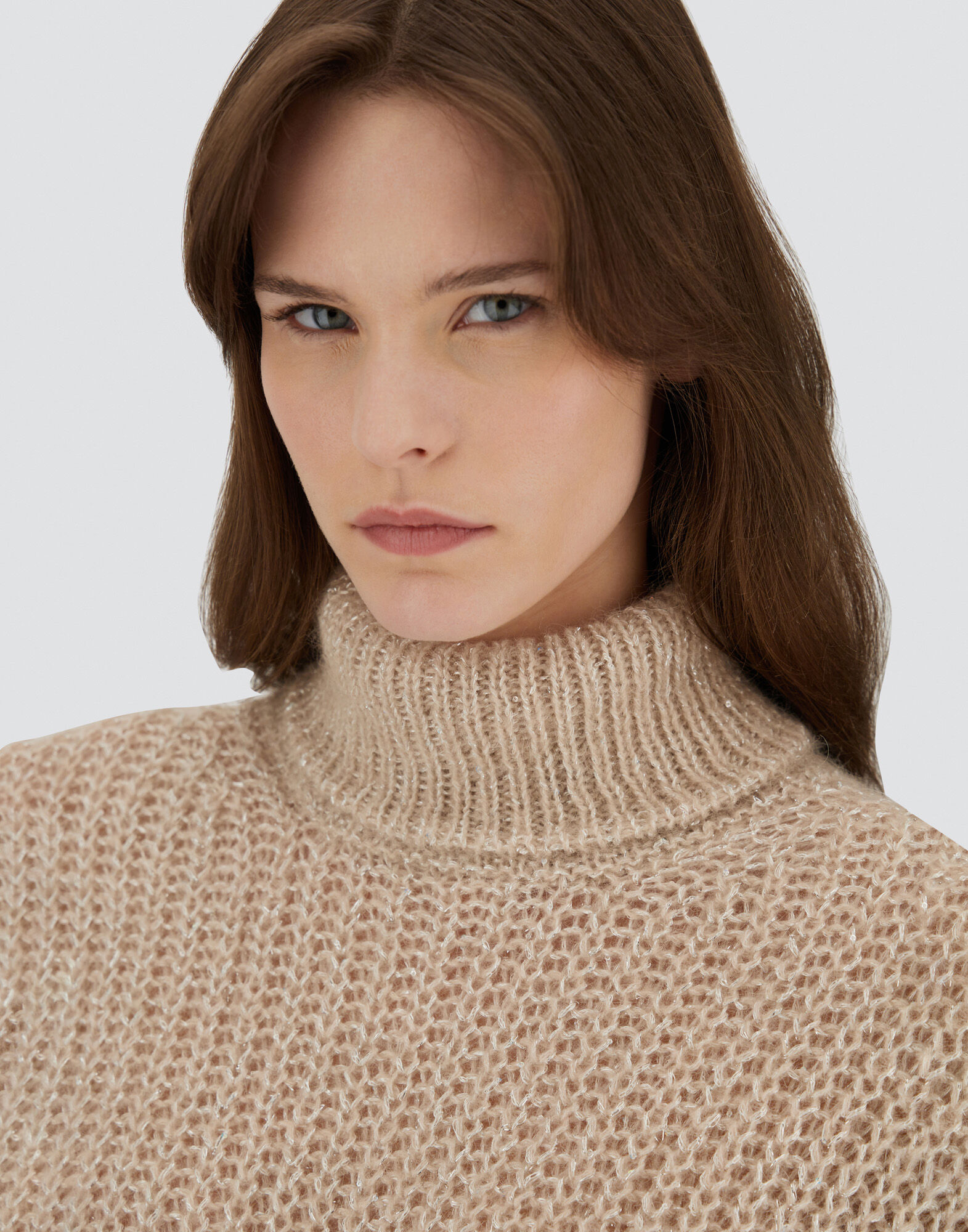 SWEATER IN BRIGHT WOOL BLEND