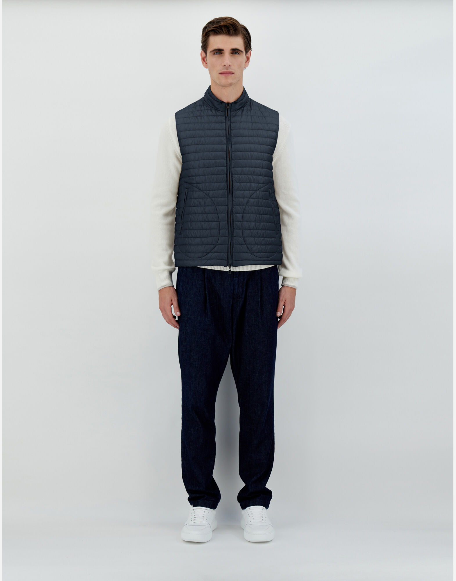 REVERSIBLE TWO-TONE WAISTCOAT IN NYLON ULTRALIGHT