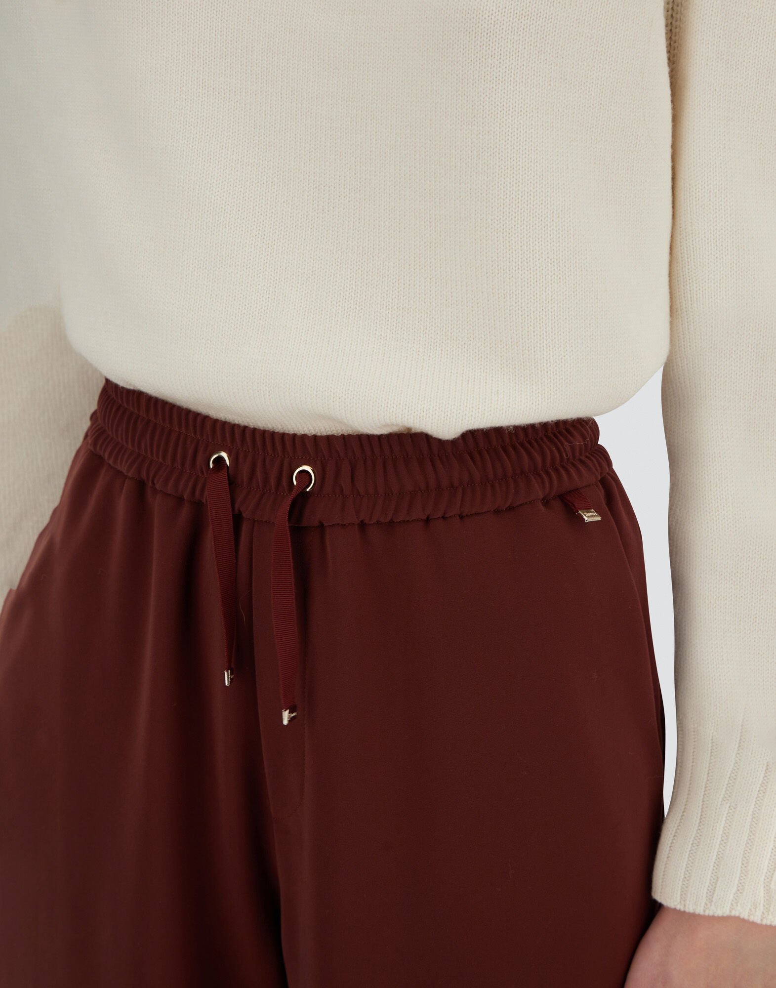 TROUSERS IN MATT CREPE SATIN