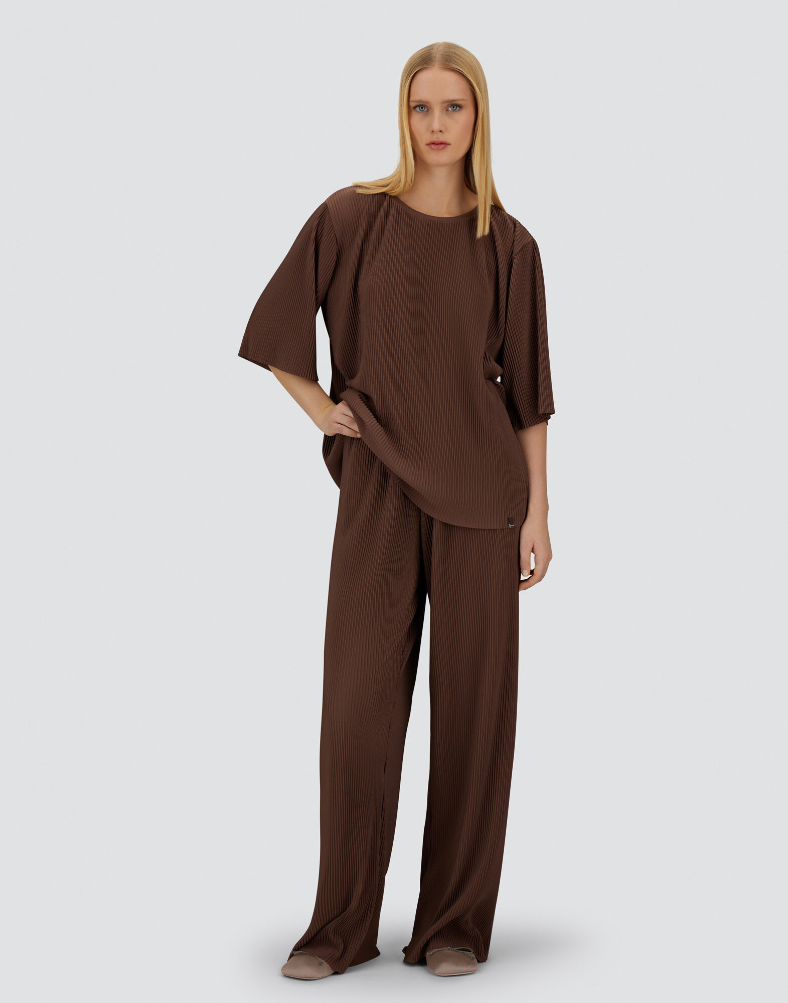 RESORT TROUSERS IN PLEATED JERSEY