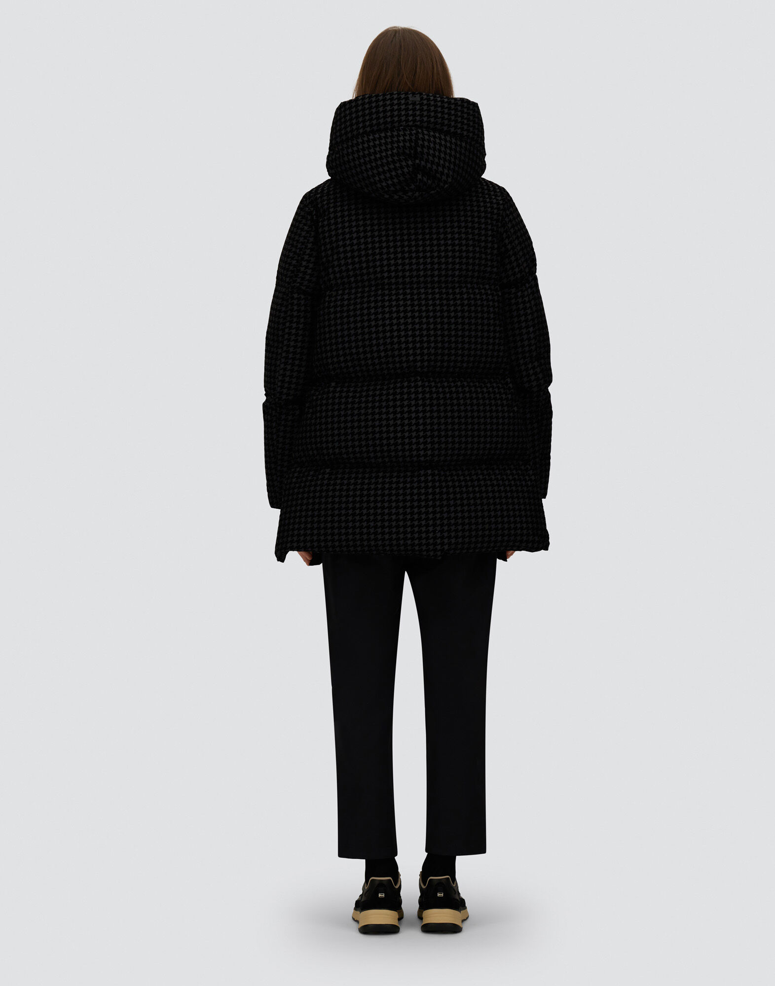 PARKA IN TECH HOUNDSTOOTH AND 2-LAYER WINDSTOPPER