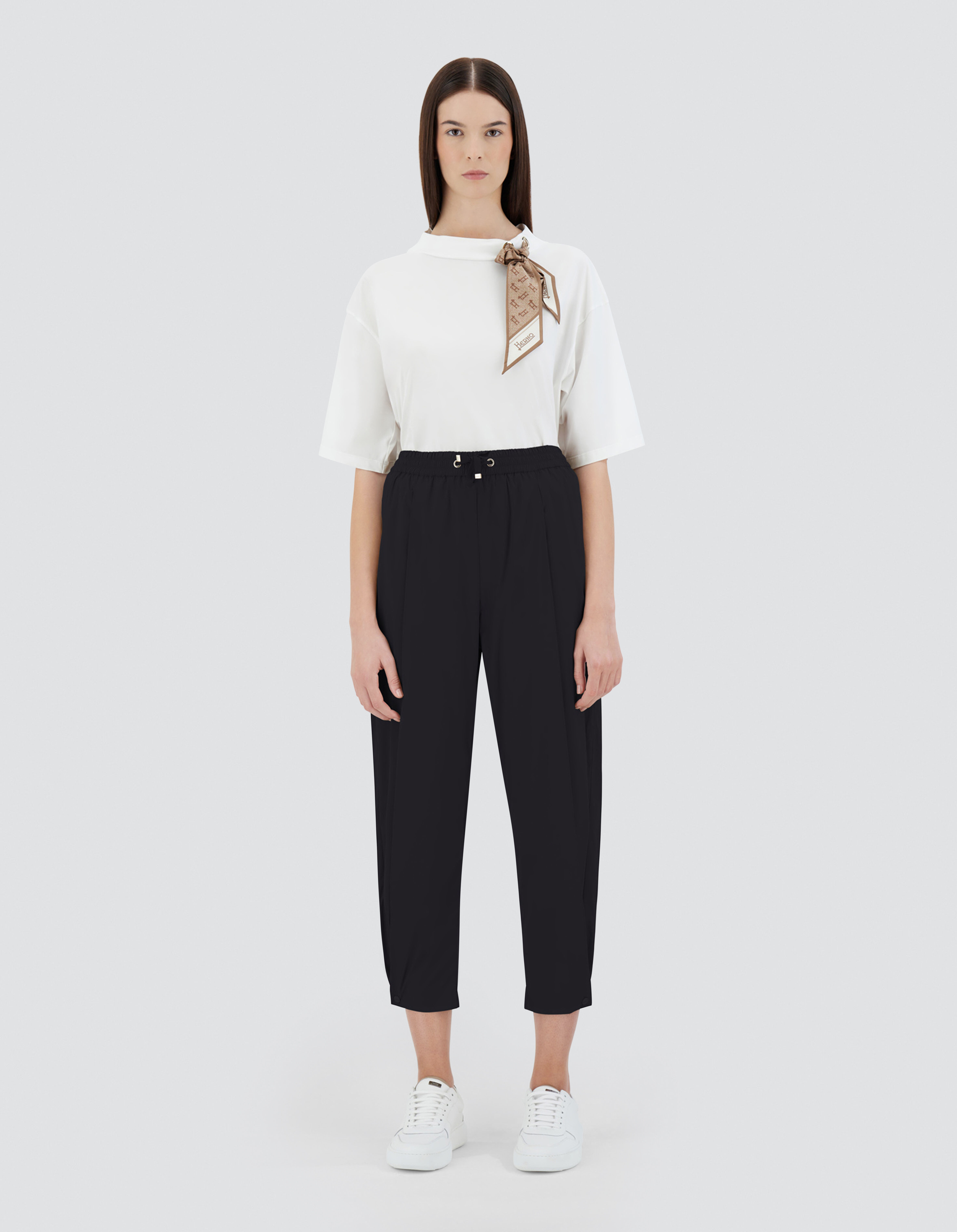 LIGHT NYLON STRETCH TROUSERS