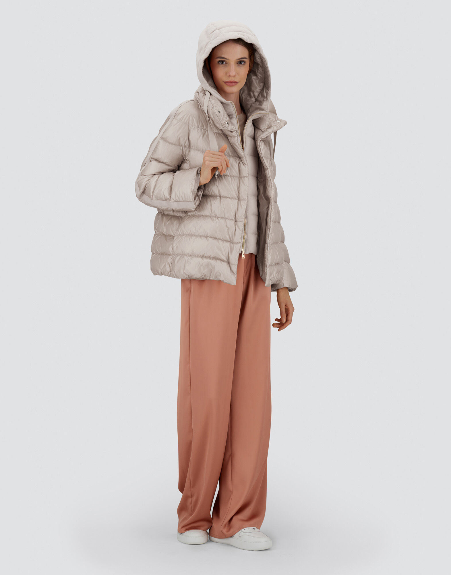 CAPE IN NYLON ULTRALIGHT, CASHMERE AND SILK