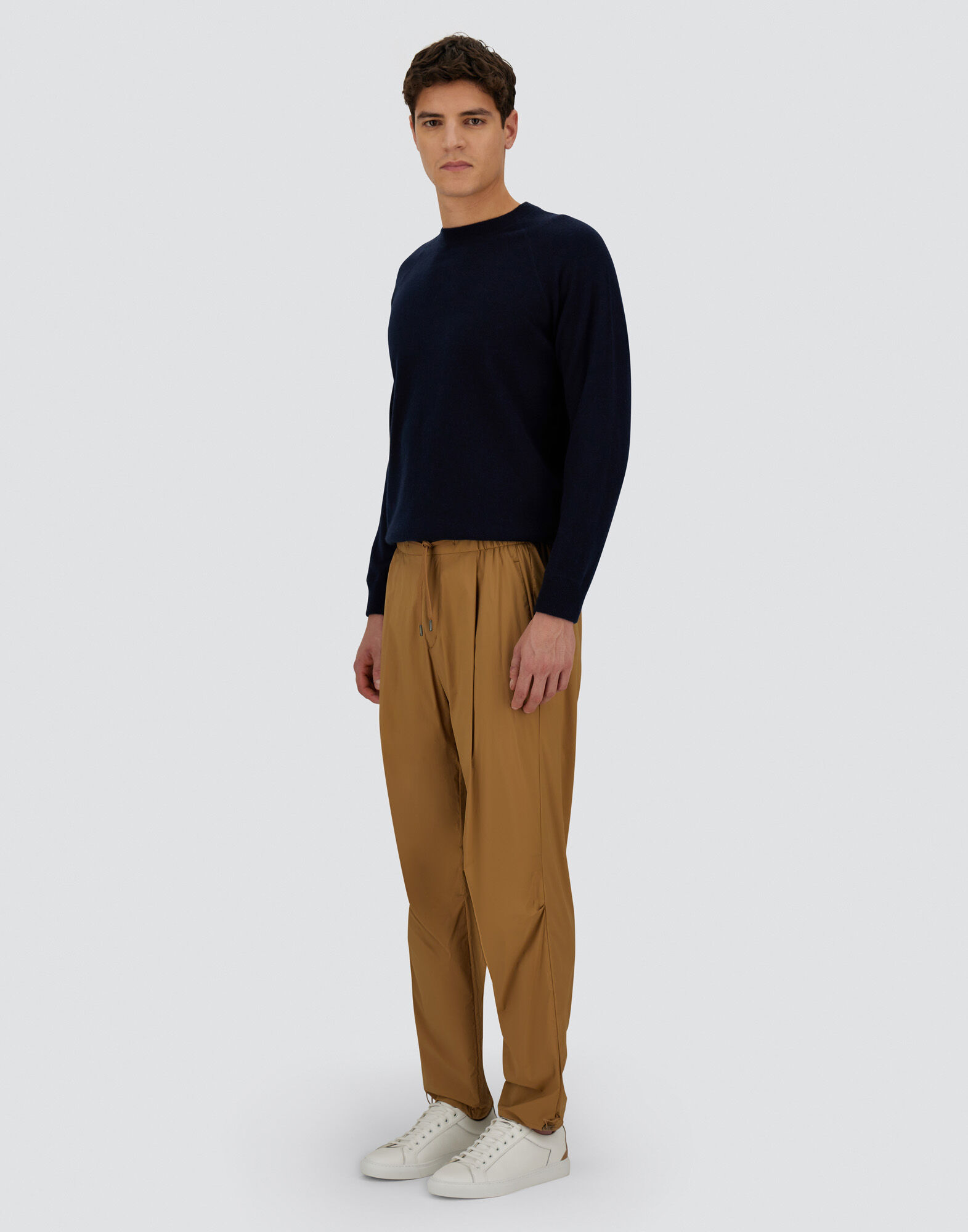 LIGHT NYLON STRETCH TROUSERS