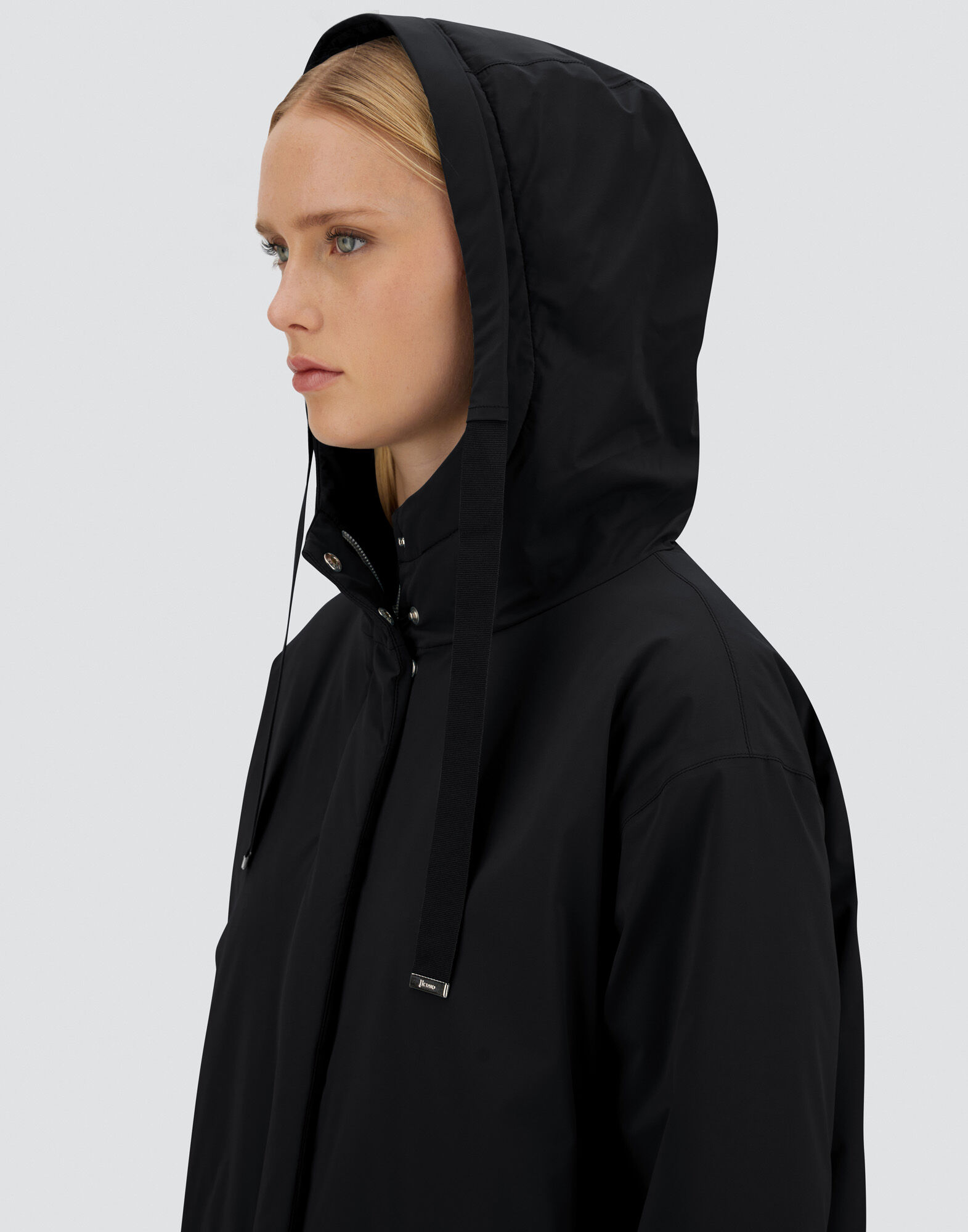 RESORT JACKET IN TRAVEL NYLON PONENTE