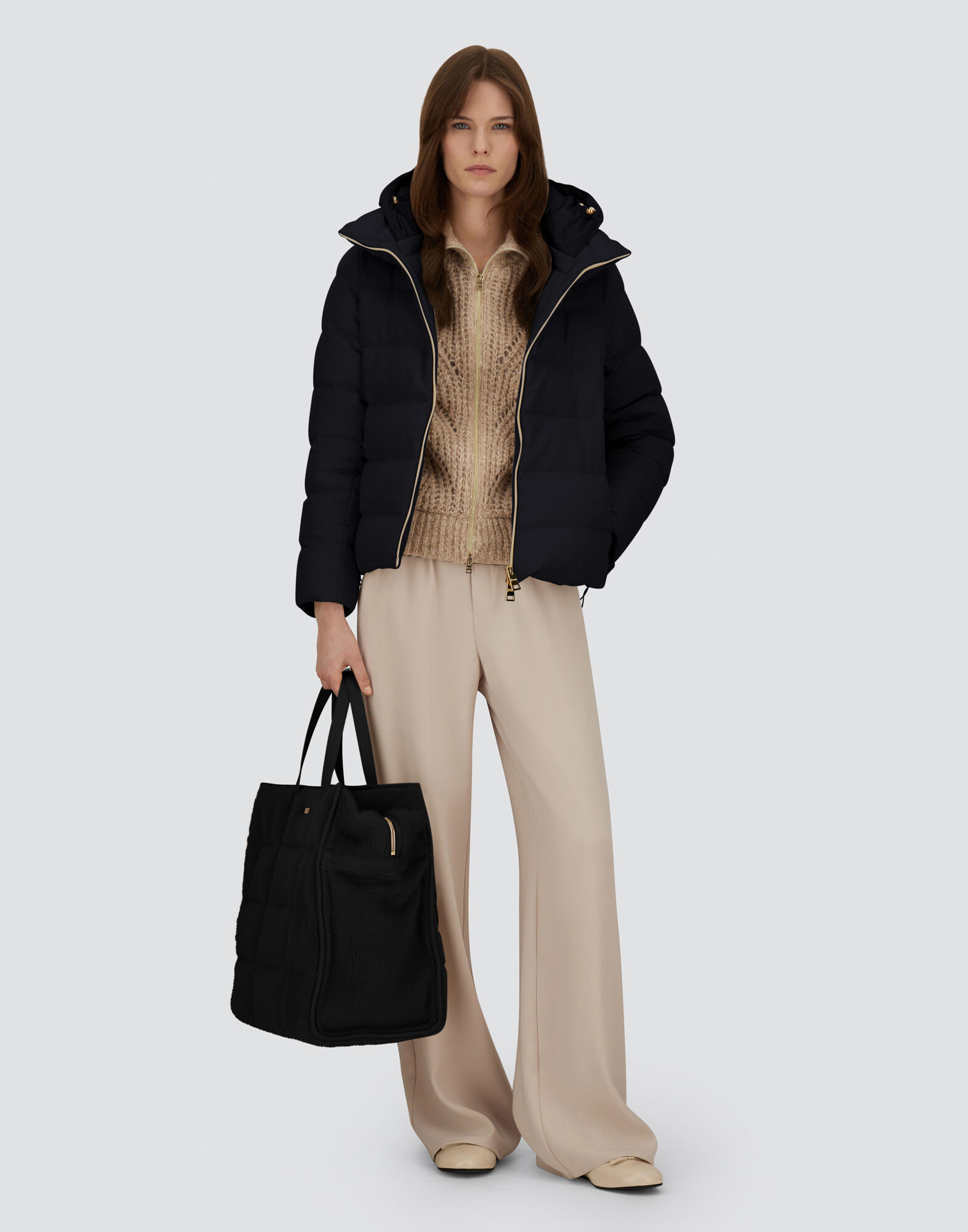 CAPE IN CASHMERE, SILK AND SATIN