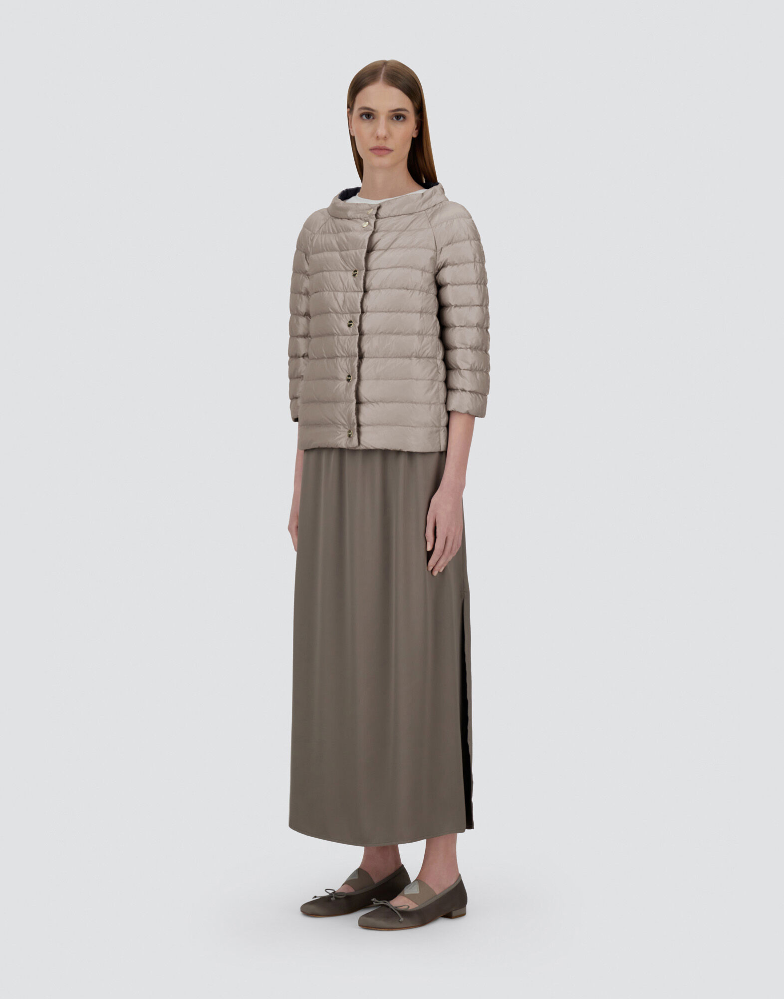REVERSIBLE CAPE NYLON?ULTRALIGHT