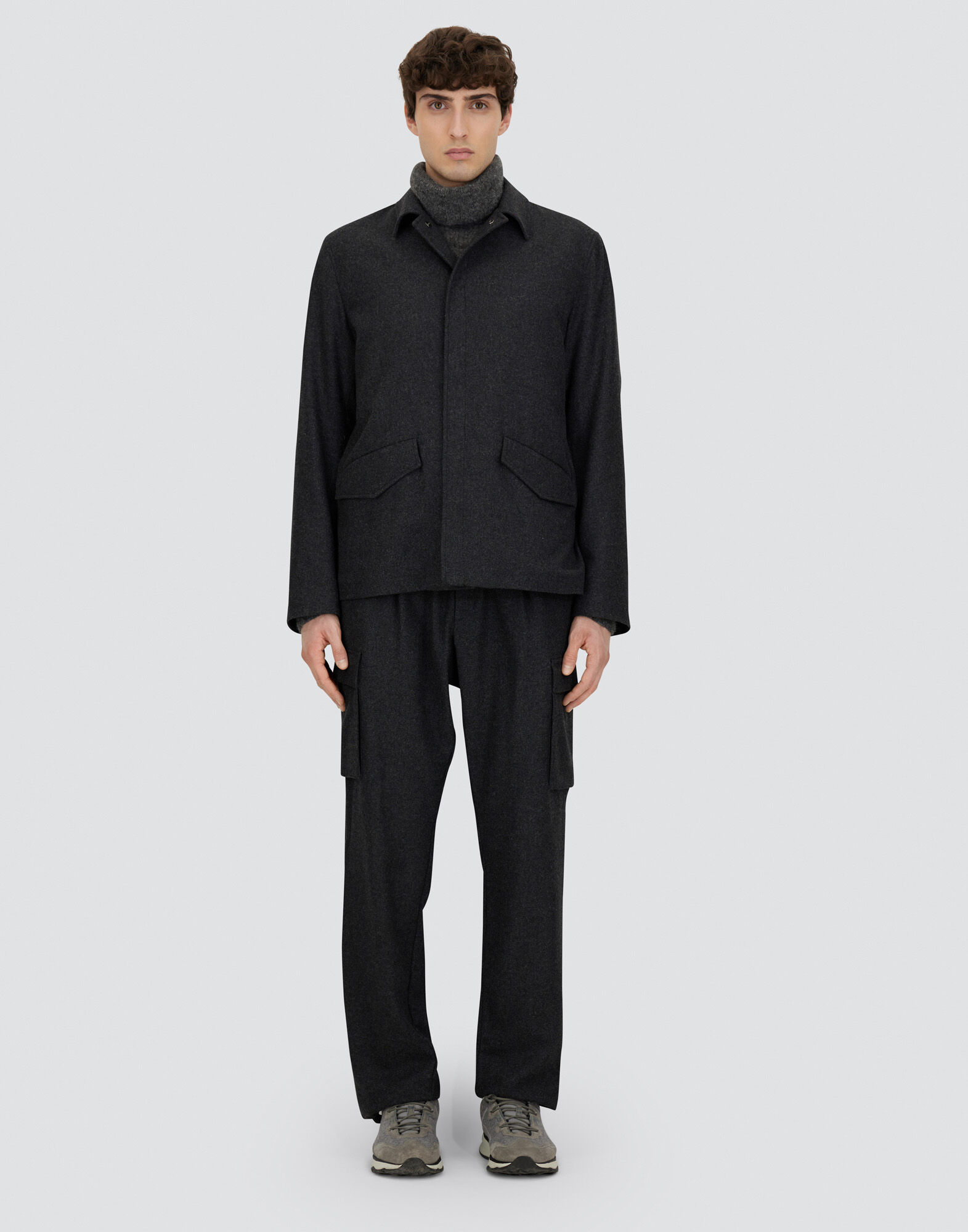 CARGO TROUSERS IN WOOL FLANNEL