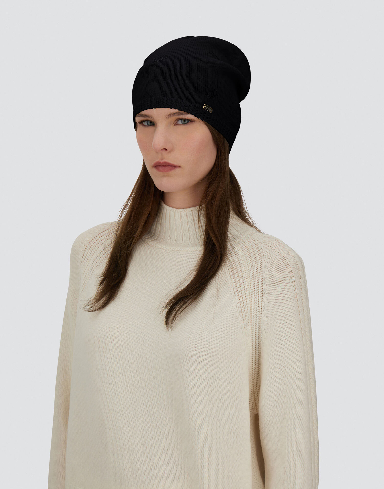 BEANIE IN ALLOVER 'H' WOOL