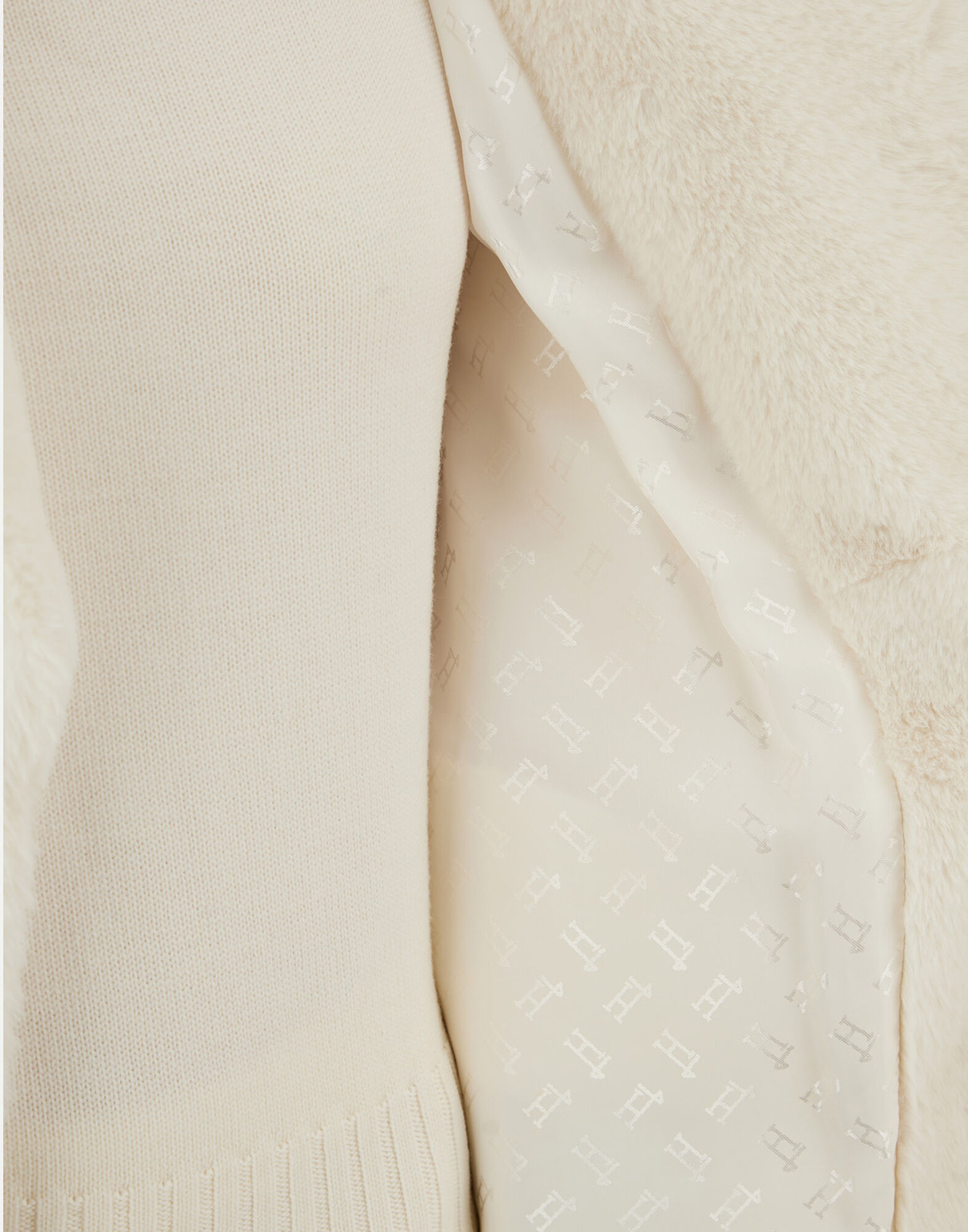 COAT IN SOFT ALTERNATIVE FUR