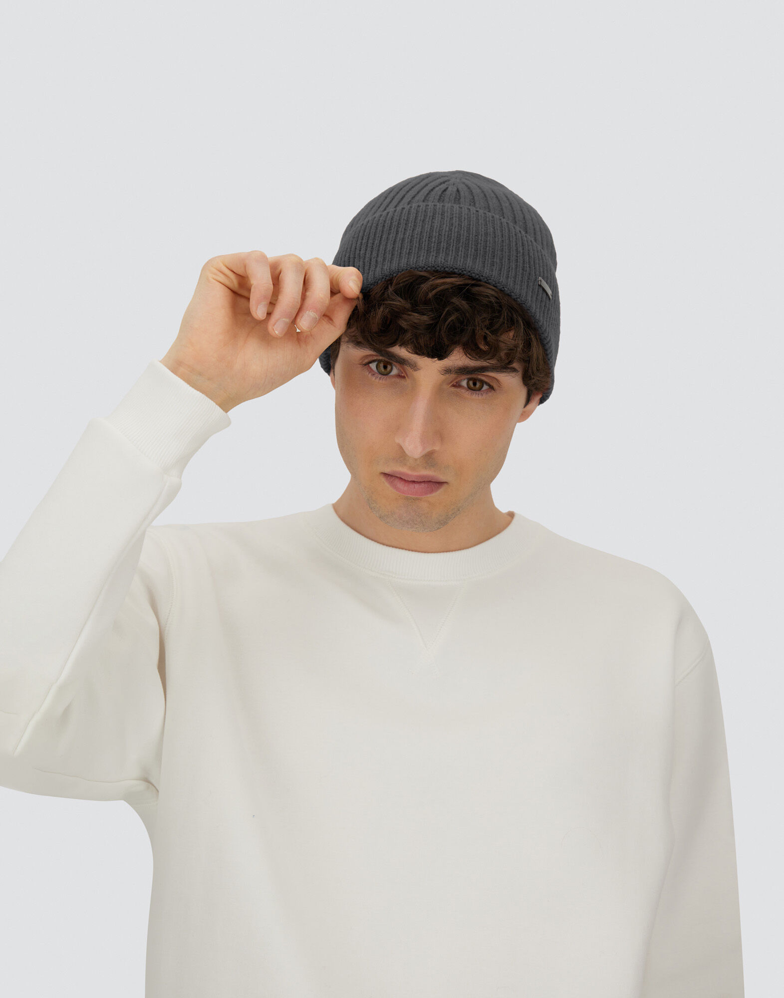 BEANIE IN DOUBLE RIB WOOL