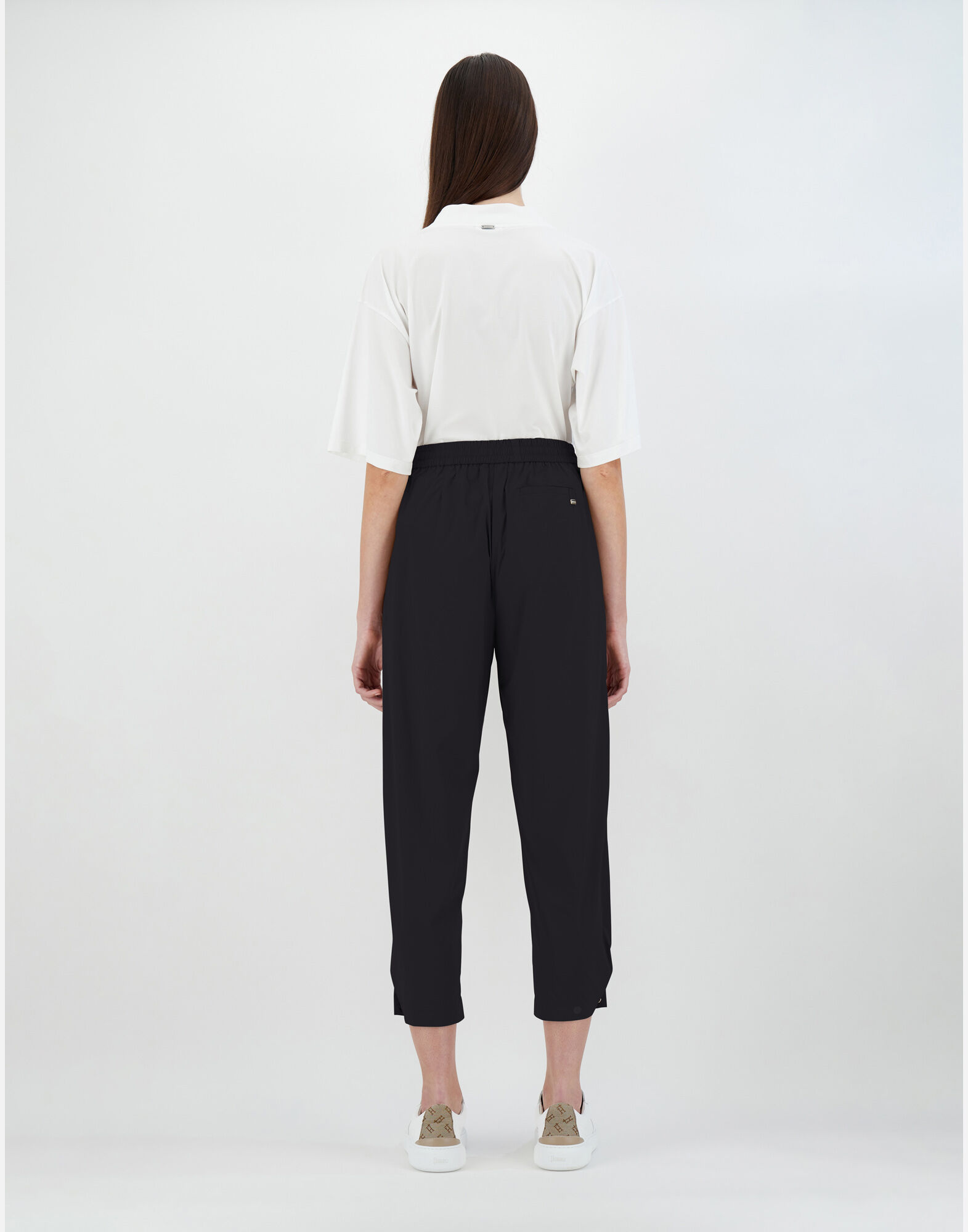 TROUSERS IN LIGHT NYLON STRETCH