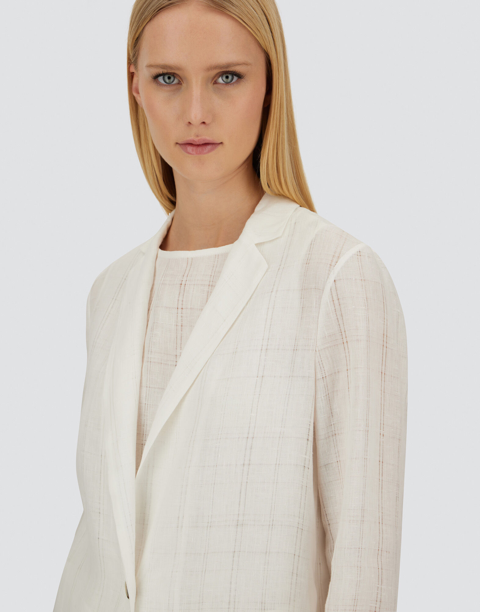 RESORT BLAZER IN CHECK LINEN