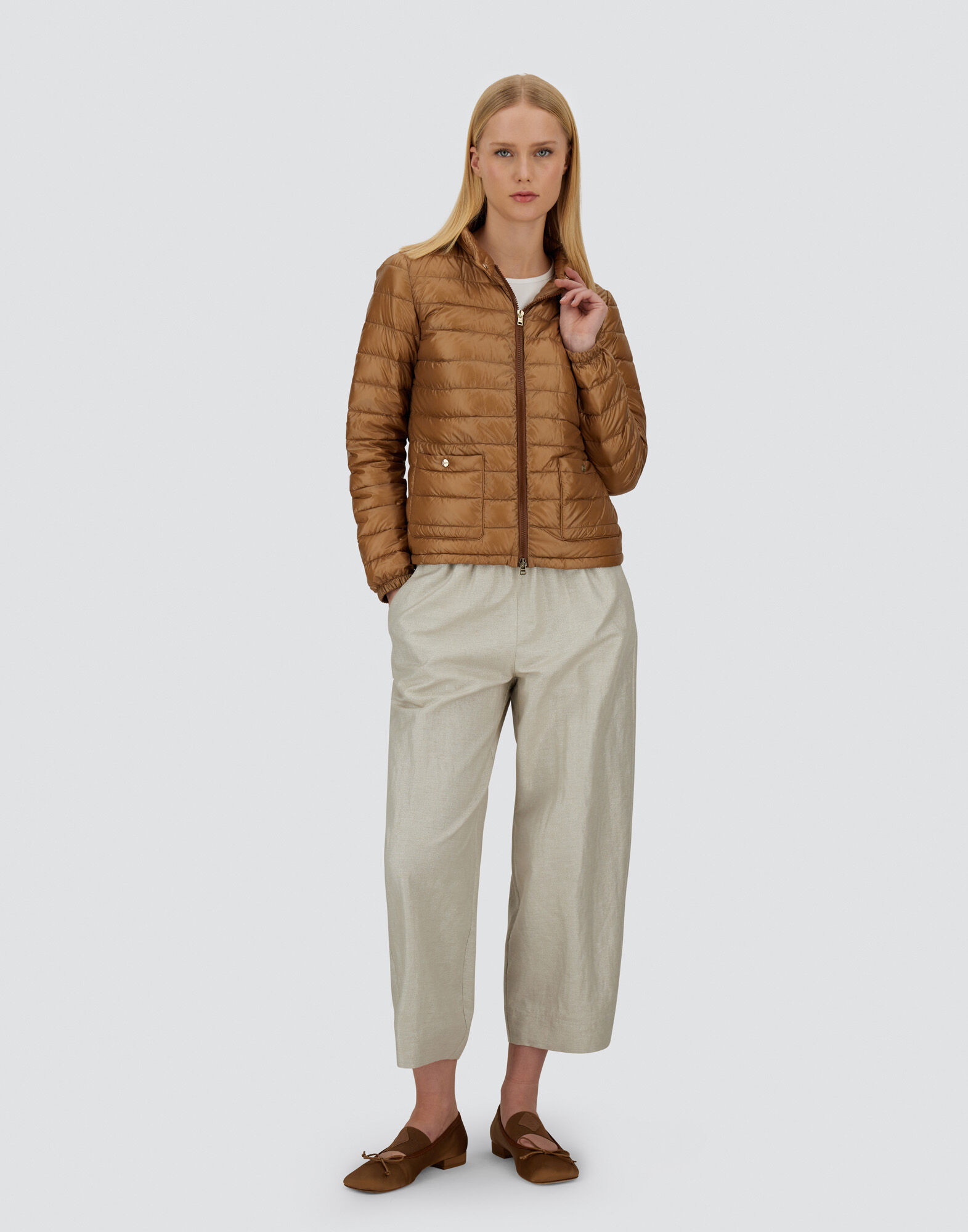 BOMBER JACKET IN NYLON ULTRALIGHT