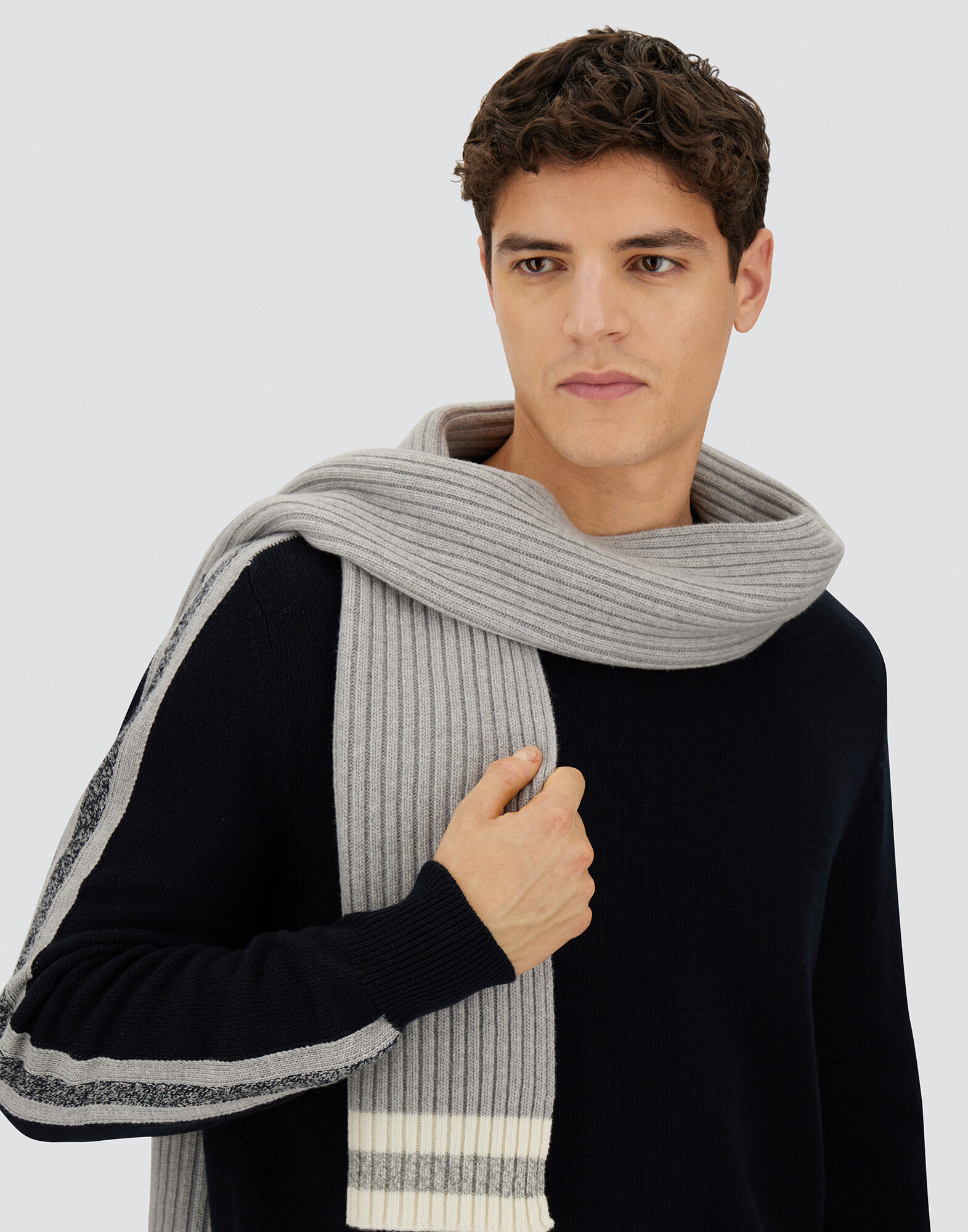 RESORT SCARF IN DOUBLE RIB WOOL